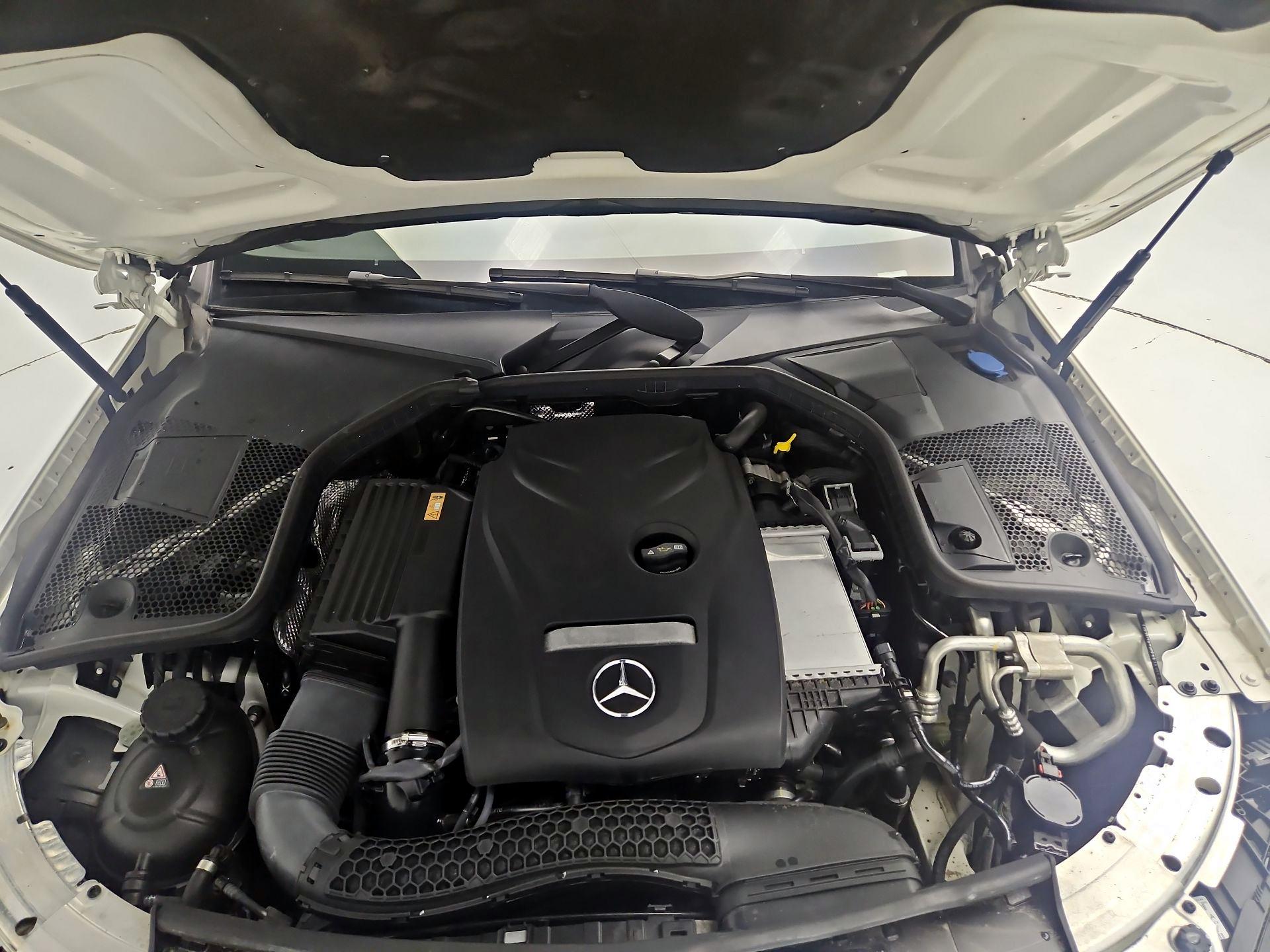 Thumbnail: 2017 Mercedes-Benz C-Class - 19