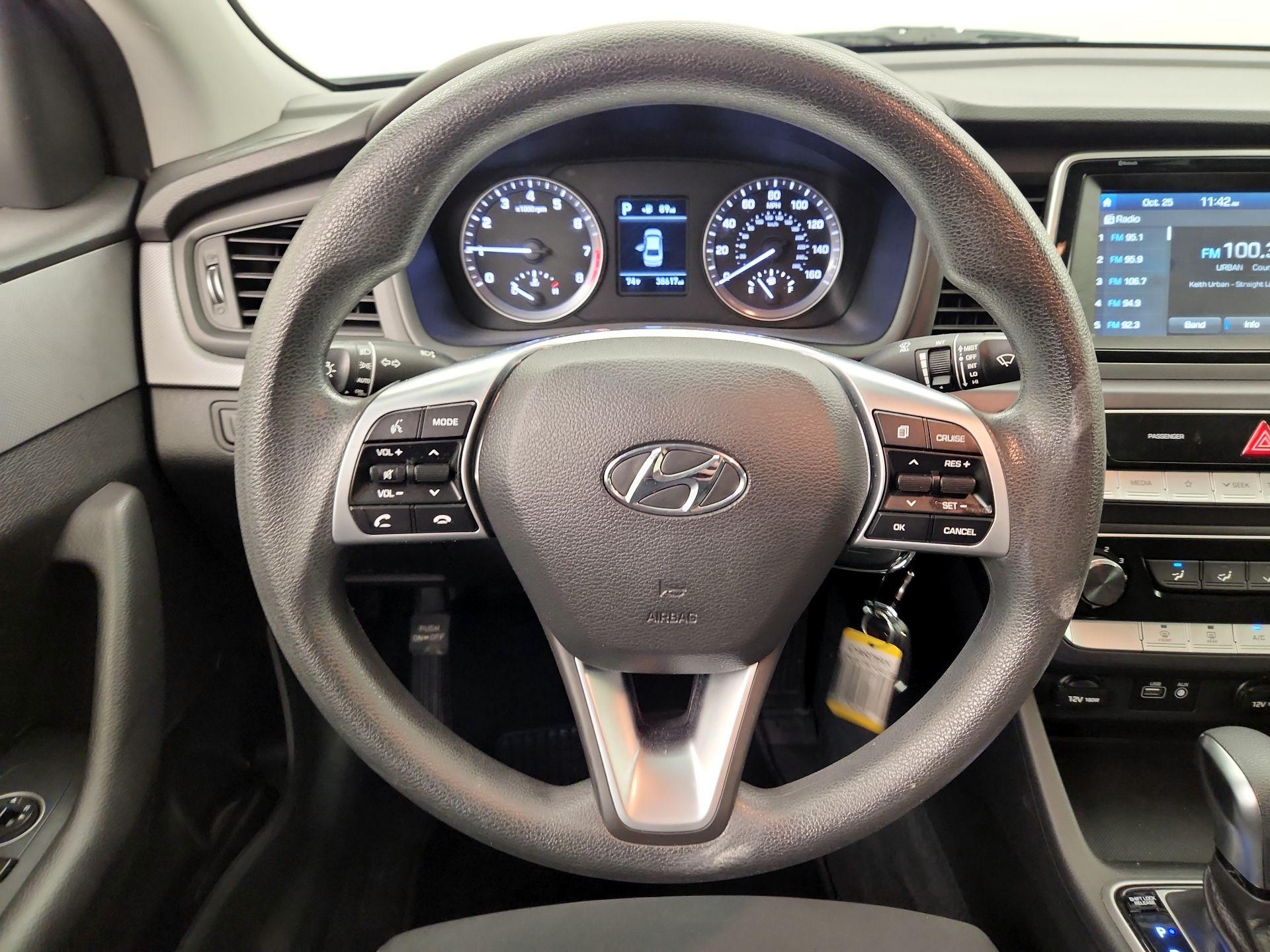 Thumbnail: 2019 Hyundai Sonata - 10