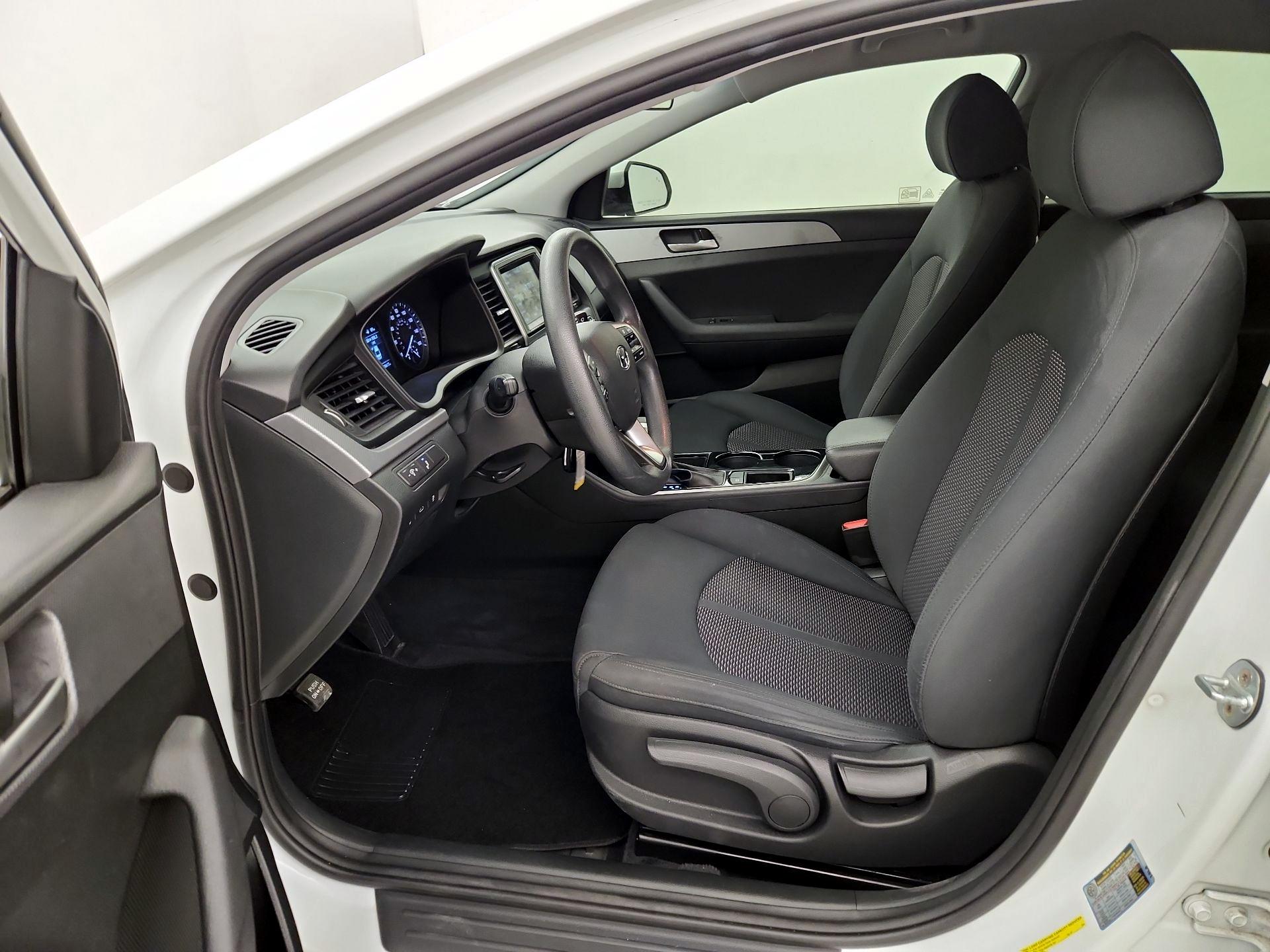 Thumbnail: 2019 Hyundai Sonata - 11