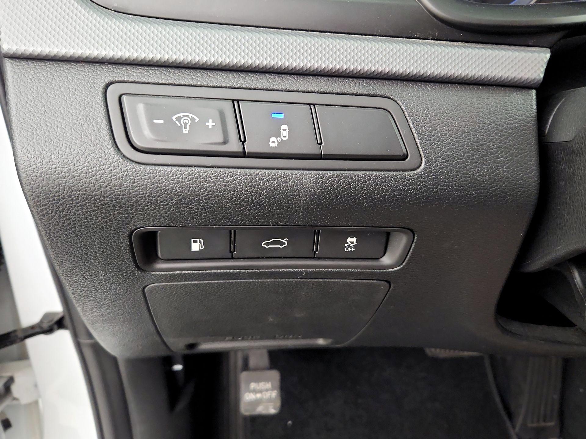 Thumbnail: 2019 Hyundai Sonata - 13