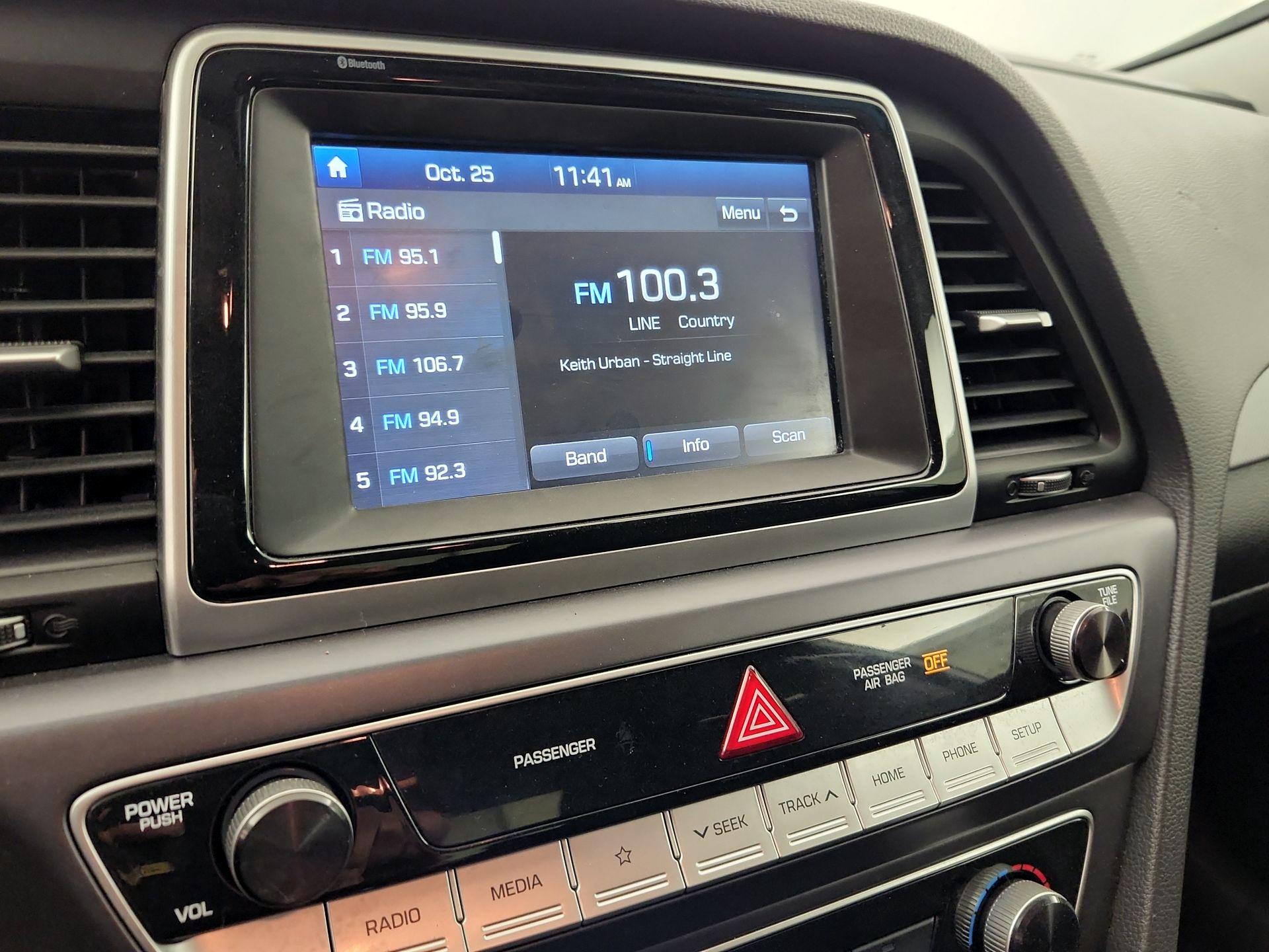 Thumbnail: 2019 Hyundai Sonata - 15