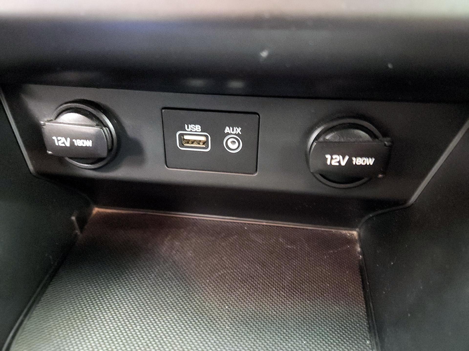 Thumbnail: 2019 Hyundai Sonata - 18