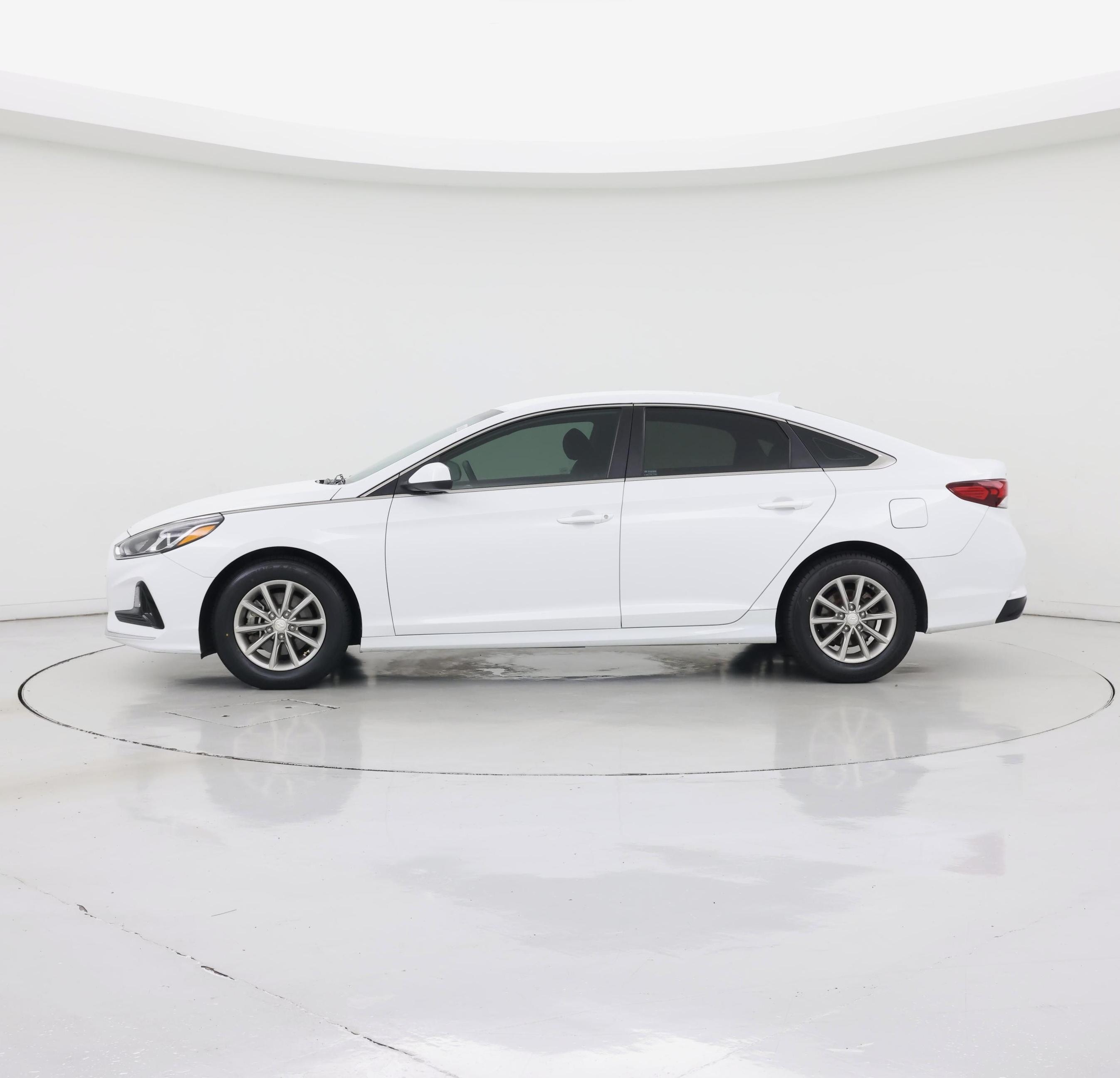 Thumbnail: 2019 Hyundai Sonata - 3