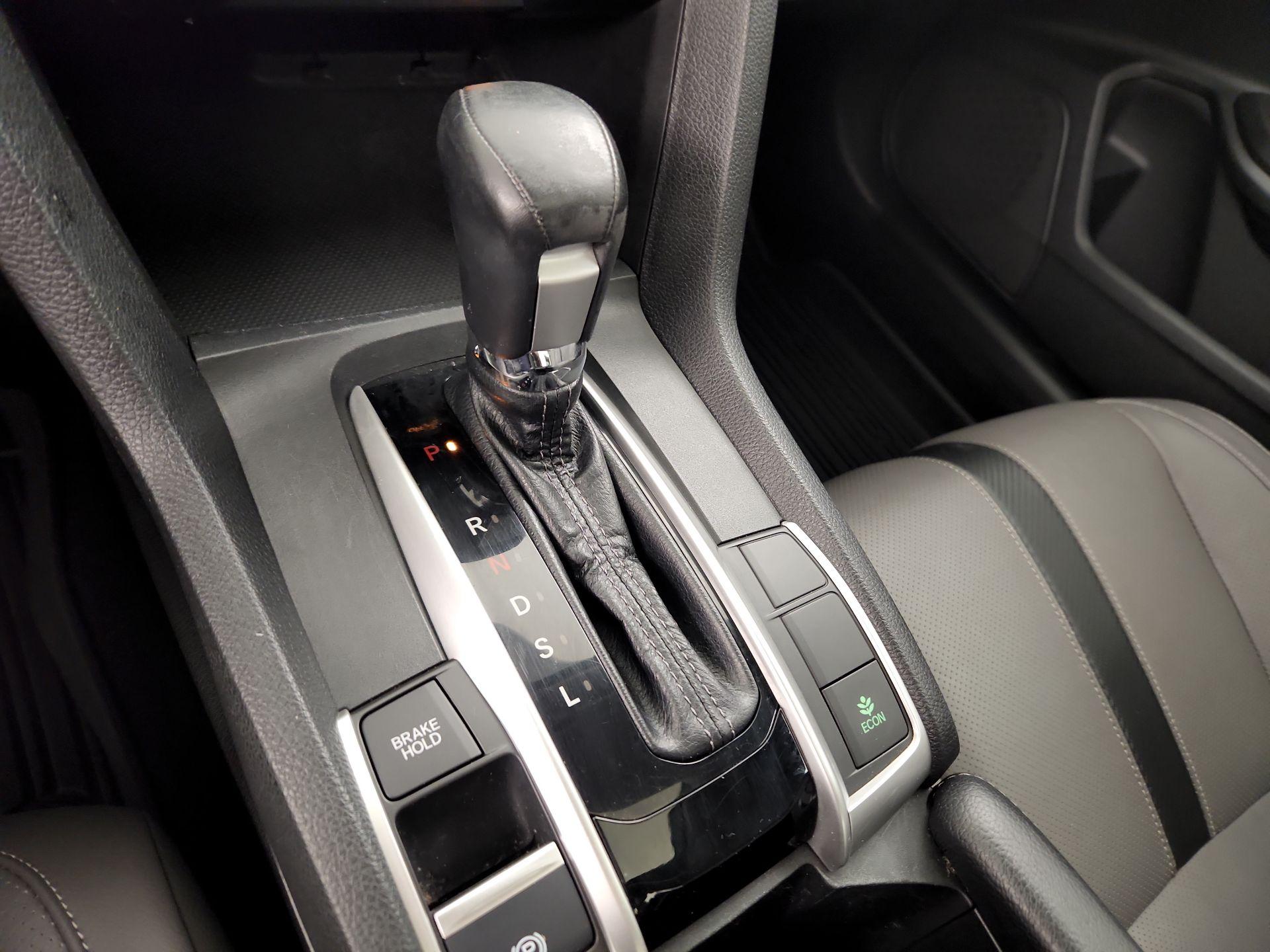 Thumbnail: 2018 Honda Civic - 18