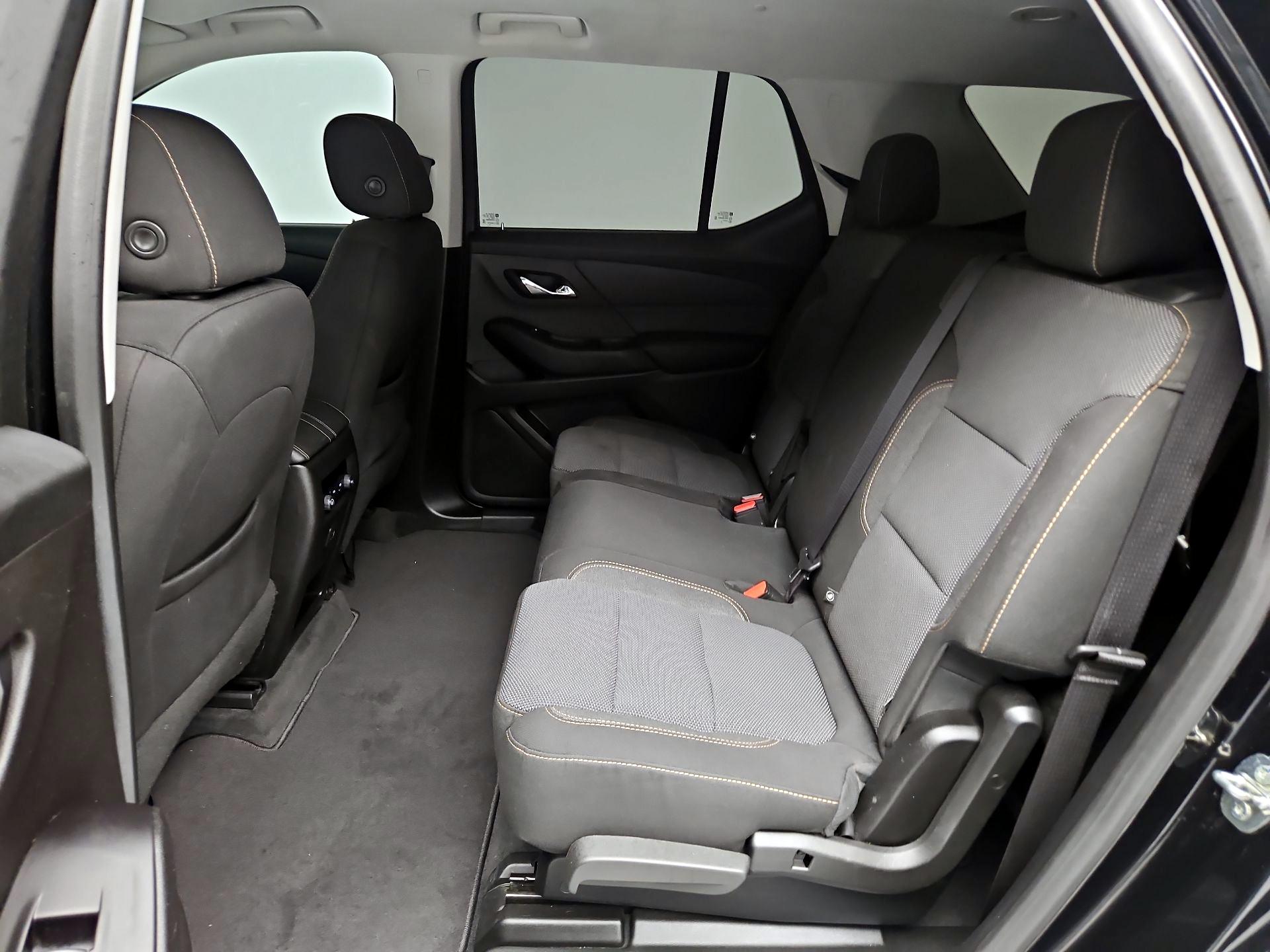 Thumbnail: 2020 Chevrolet Traverse - 19