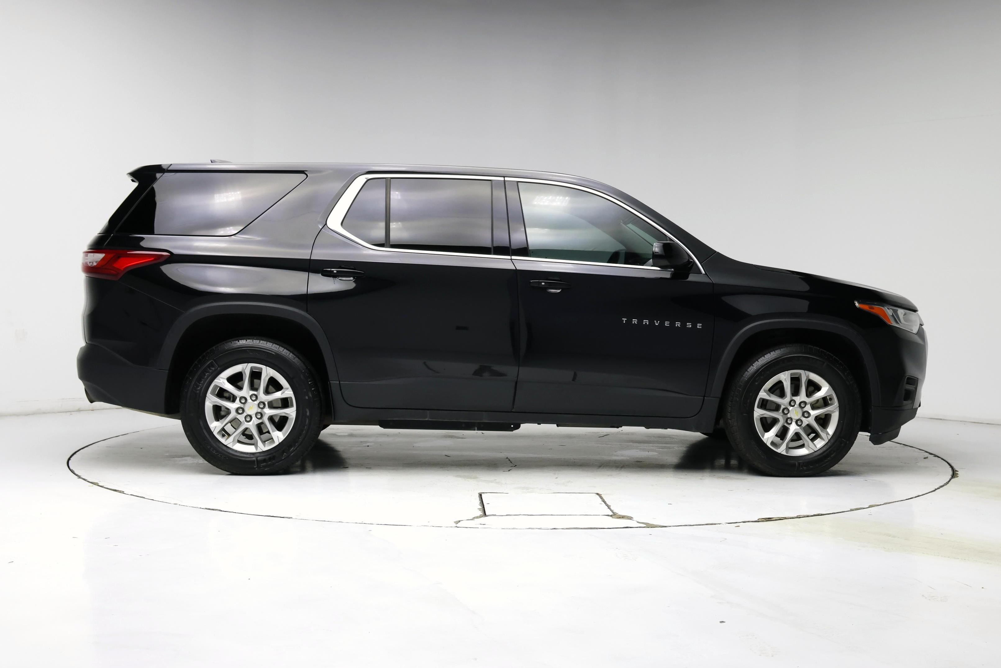 Thumbnail: 2020 Chevrolet Traverse - 7