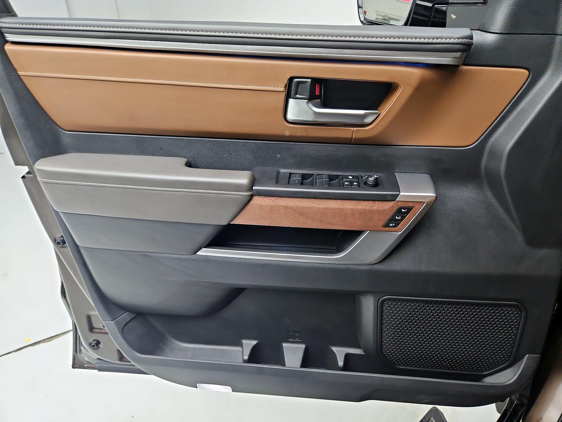 Thumbnail: 2024 Toyota Tundra - 10