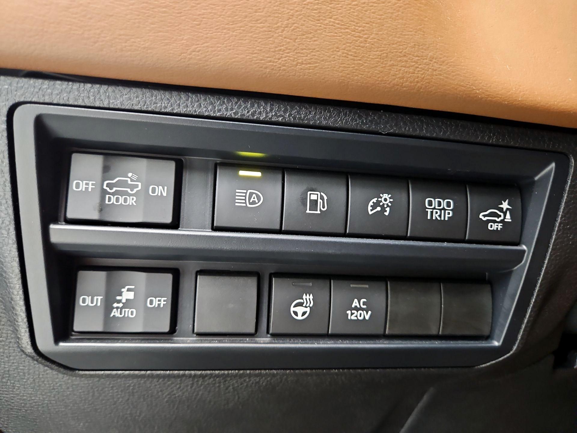 Thumbnail: 2024 Toyota Tundra - 11