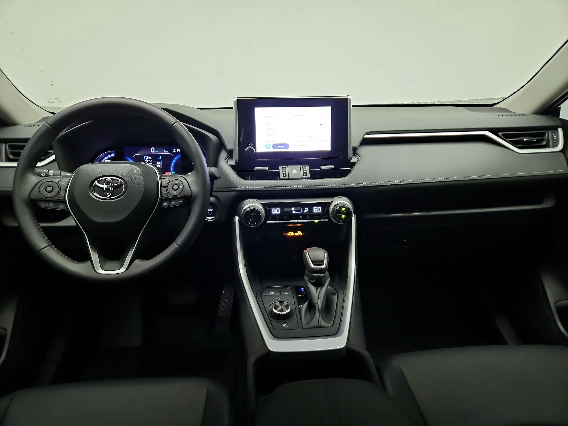 Thumbnail: 2024 Toyota RAV4 - 9