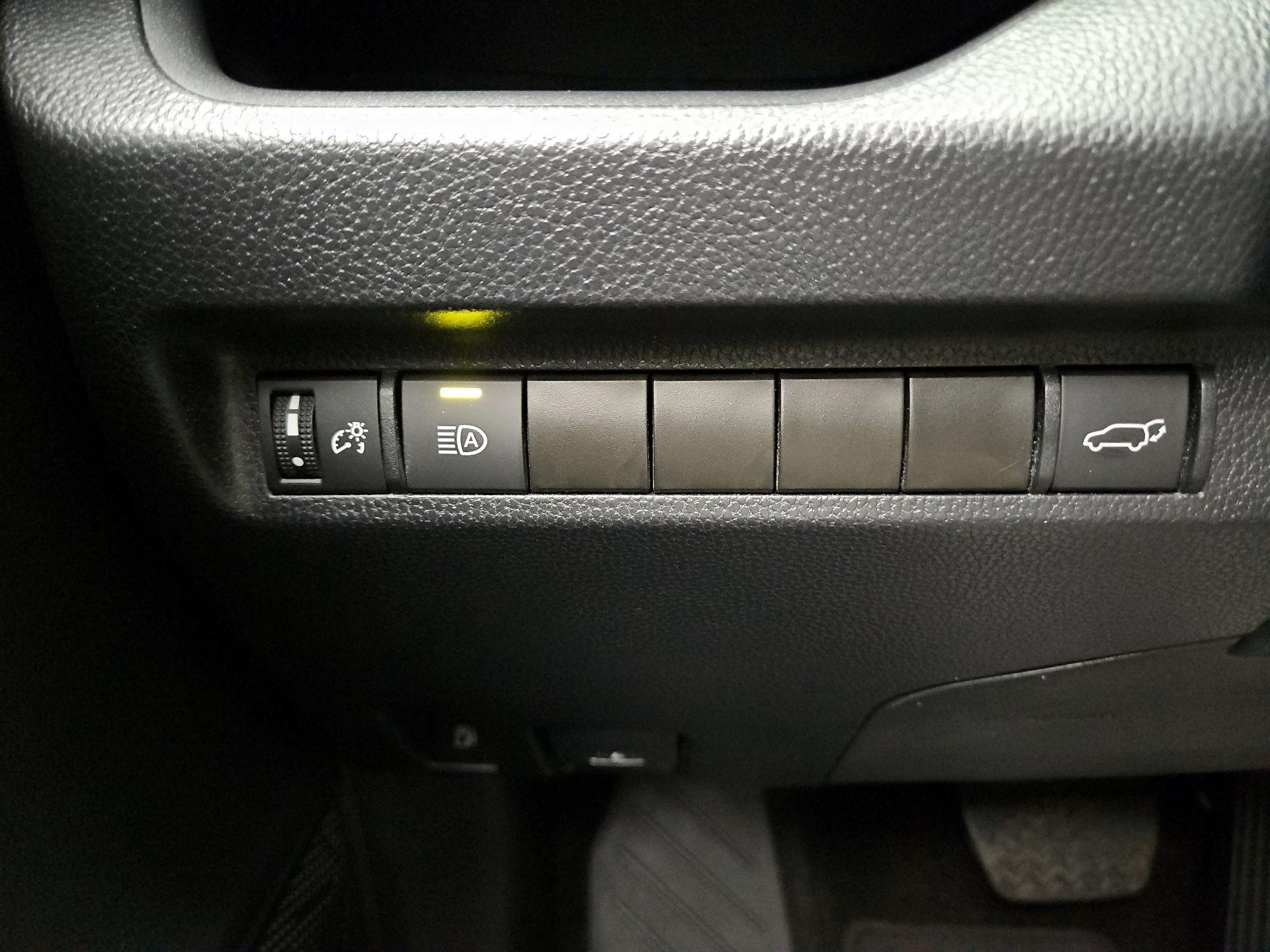 Thumbnail: 2024 Toyota RAV4 - 13