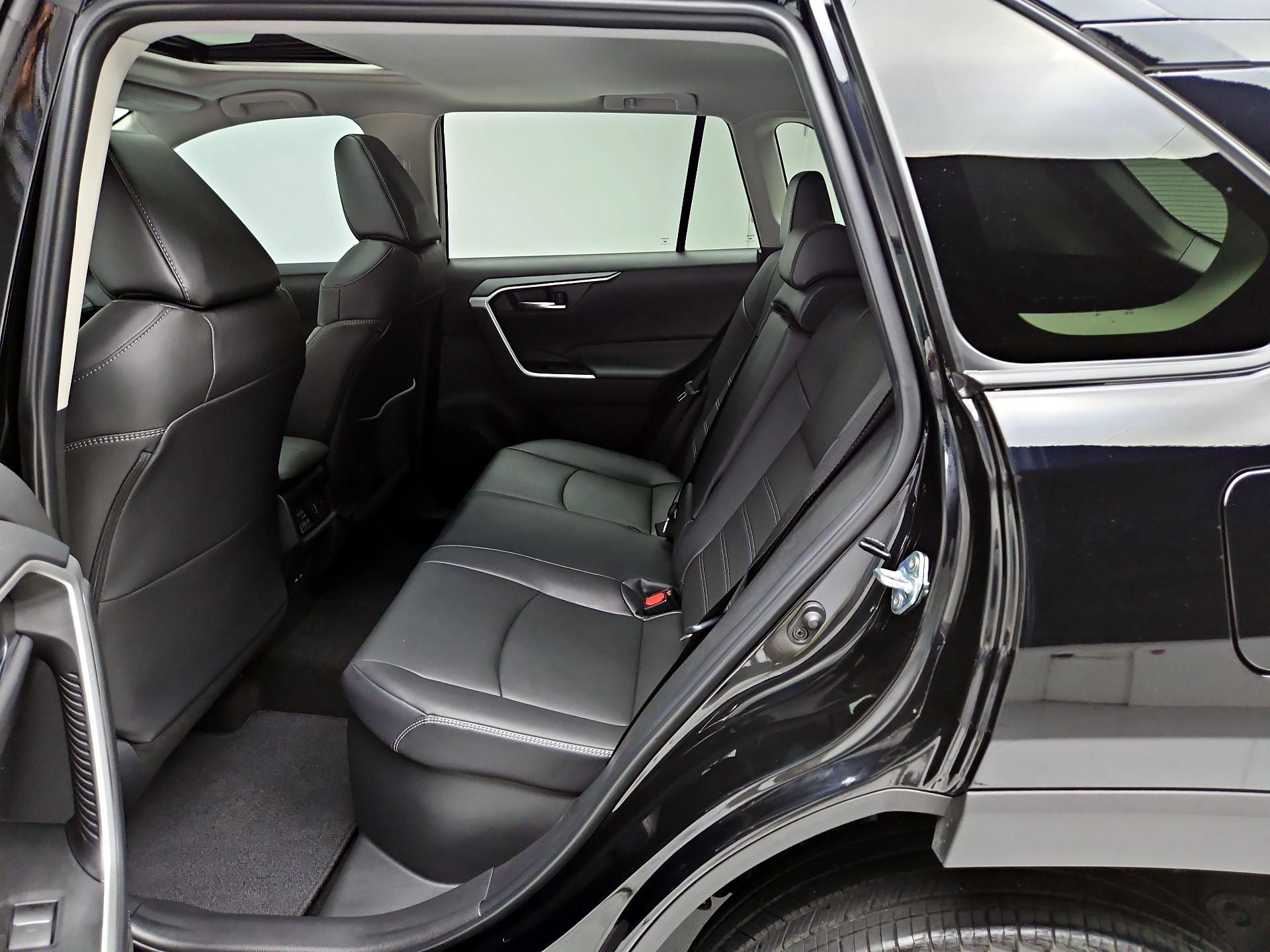 Thumbnail: 2024 Toyota RAV4 - 20