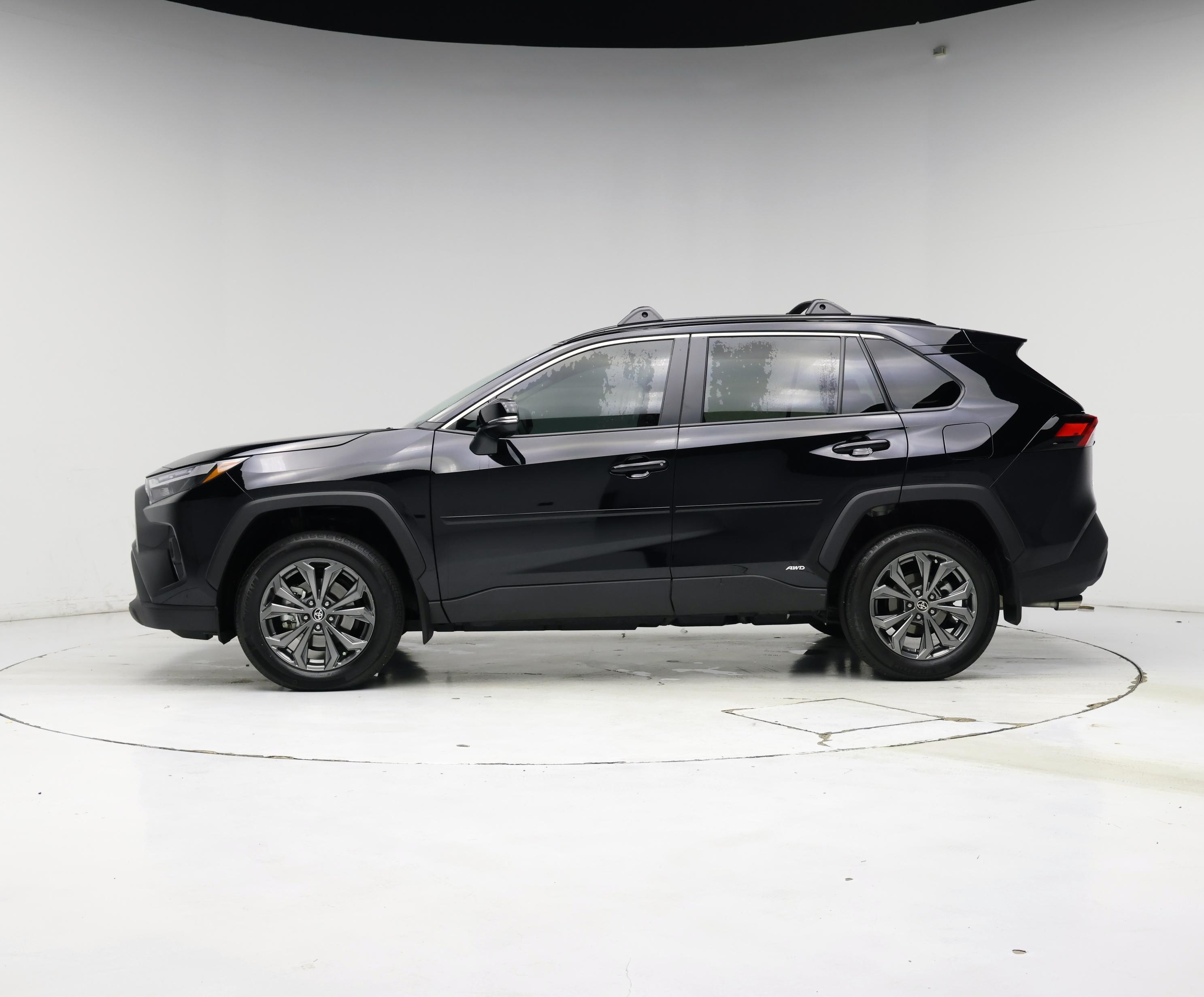 Thumbnail: 2024 Toyota RAV4 - 3