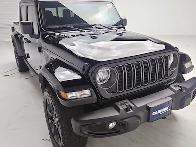 Black 2025 Jeep Gladiator Nighthawk