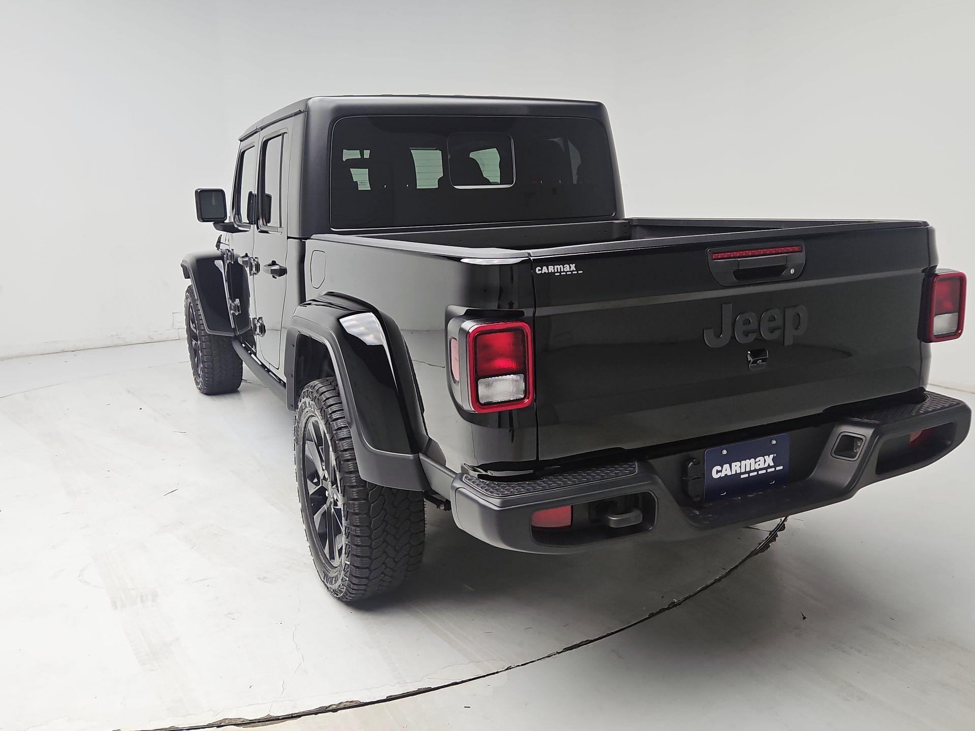 Thumbnail: 2025 Jeep Gladiator - 7