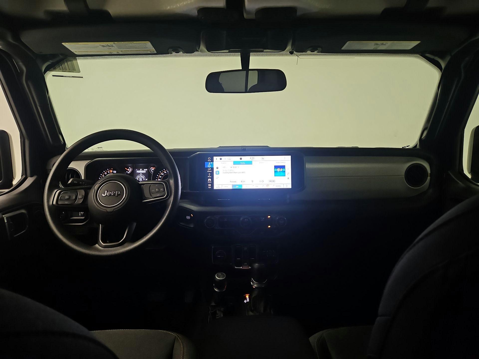 Thumbnail: 2025 Jeep Gladiator - 8