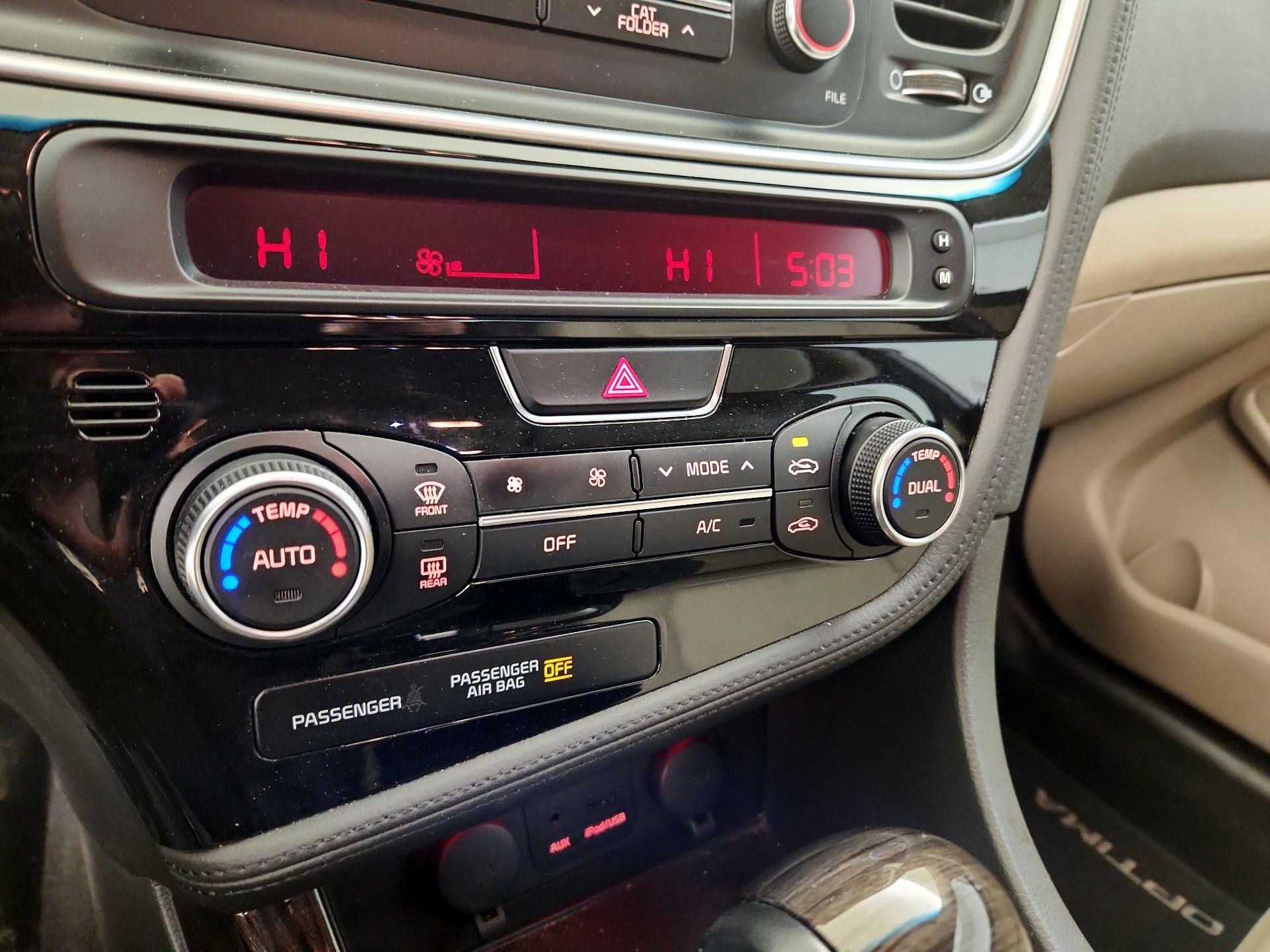 Thumbnail: 2015 Kia Optima - 15