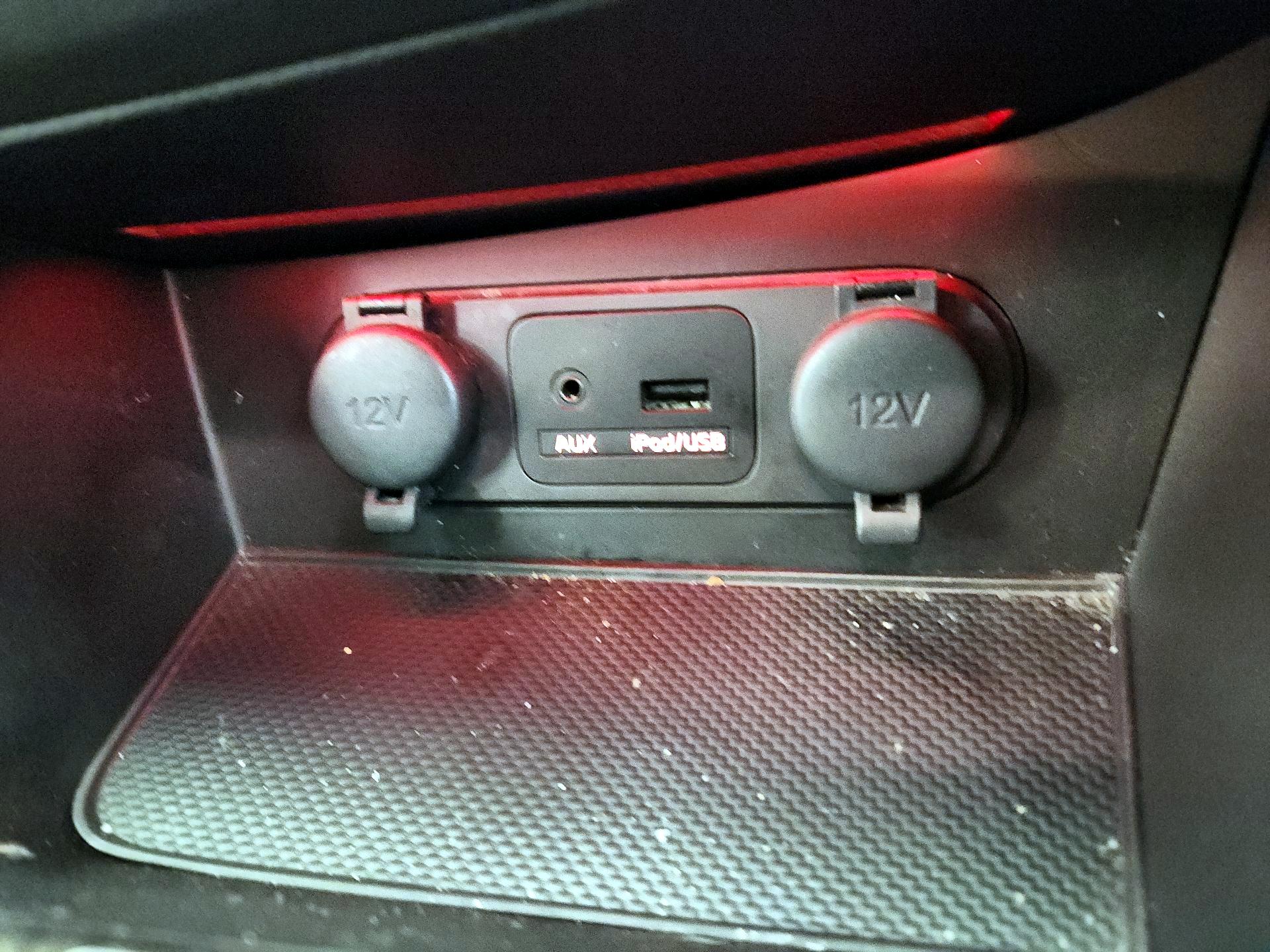 Thumbnail: 2015 Kia Optima - 17