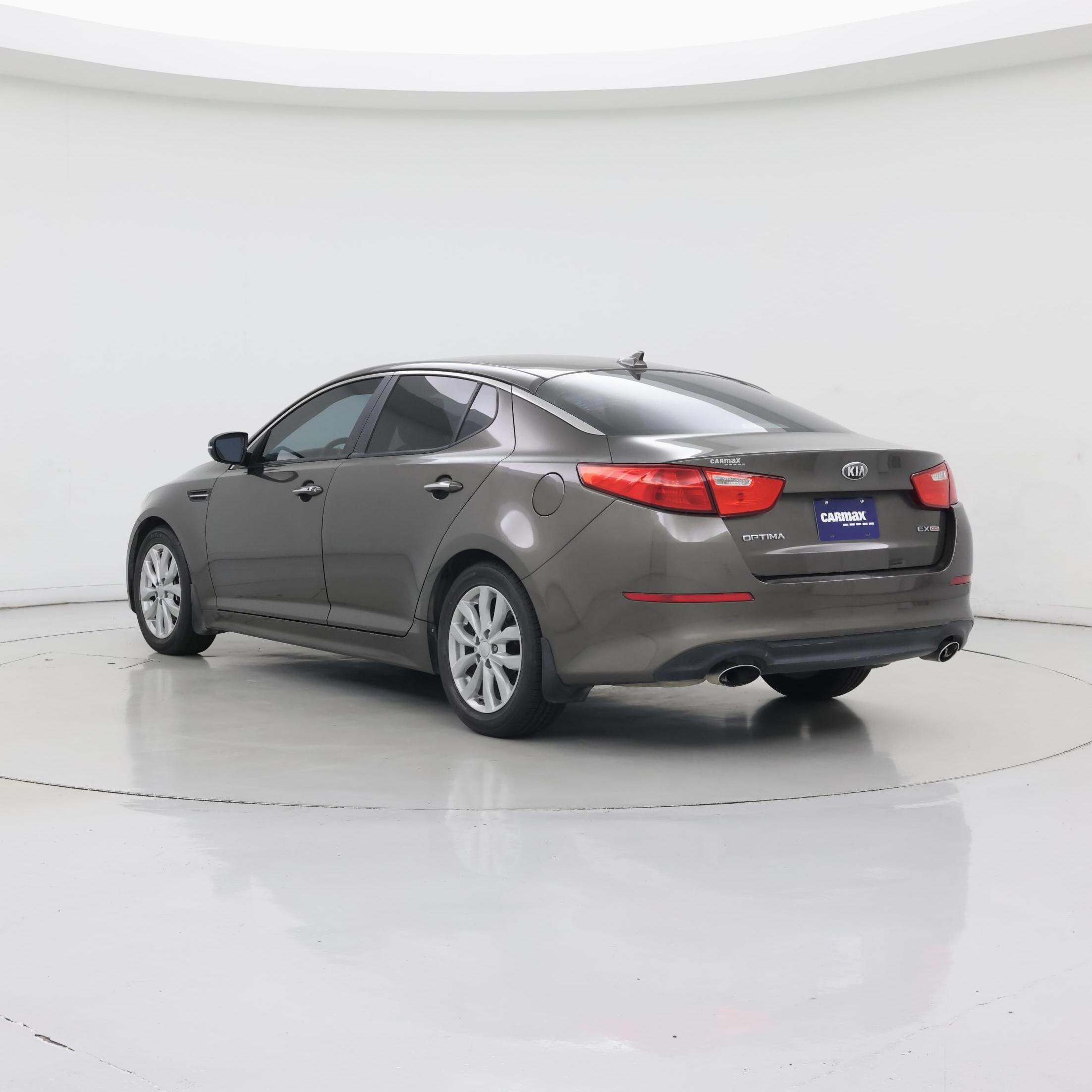 Thumbnail: 2015 Kia Optima - 2