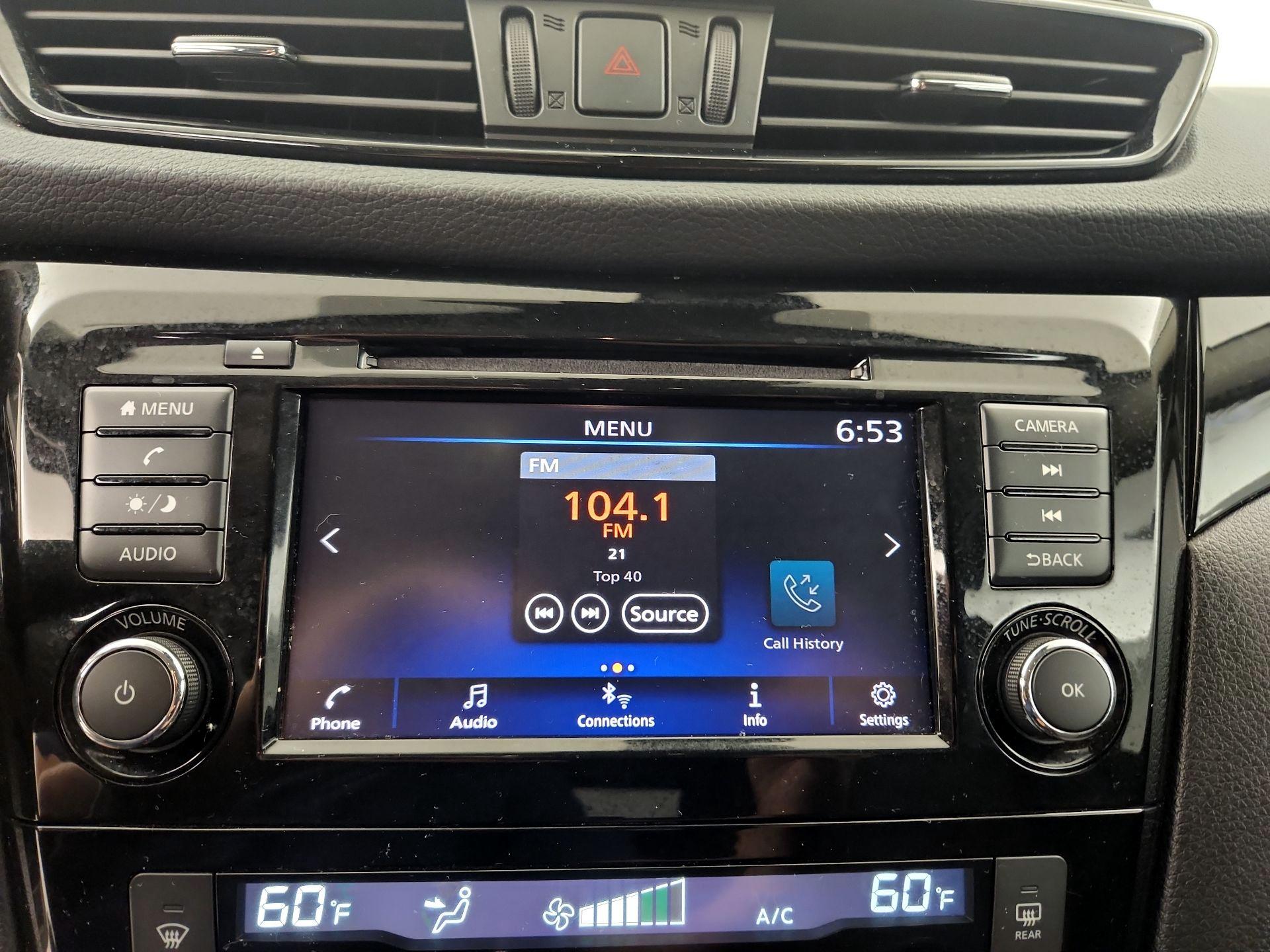 Thumbnail: 2019 Nissan Rogue Sport - 15