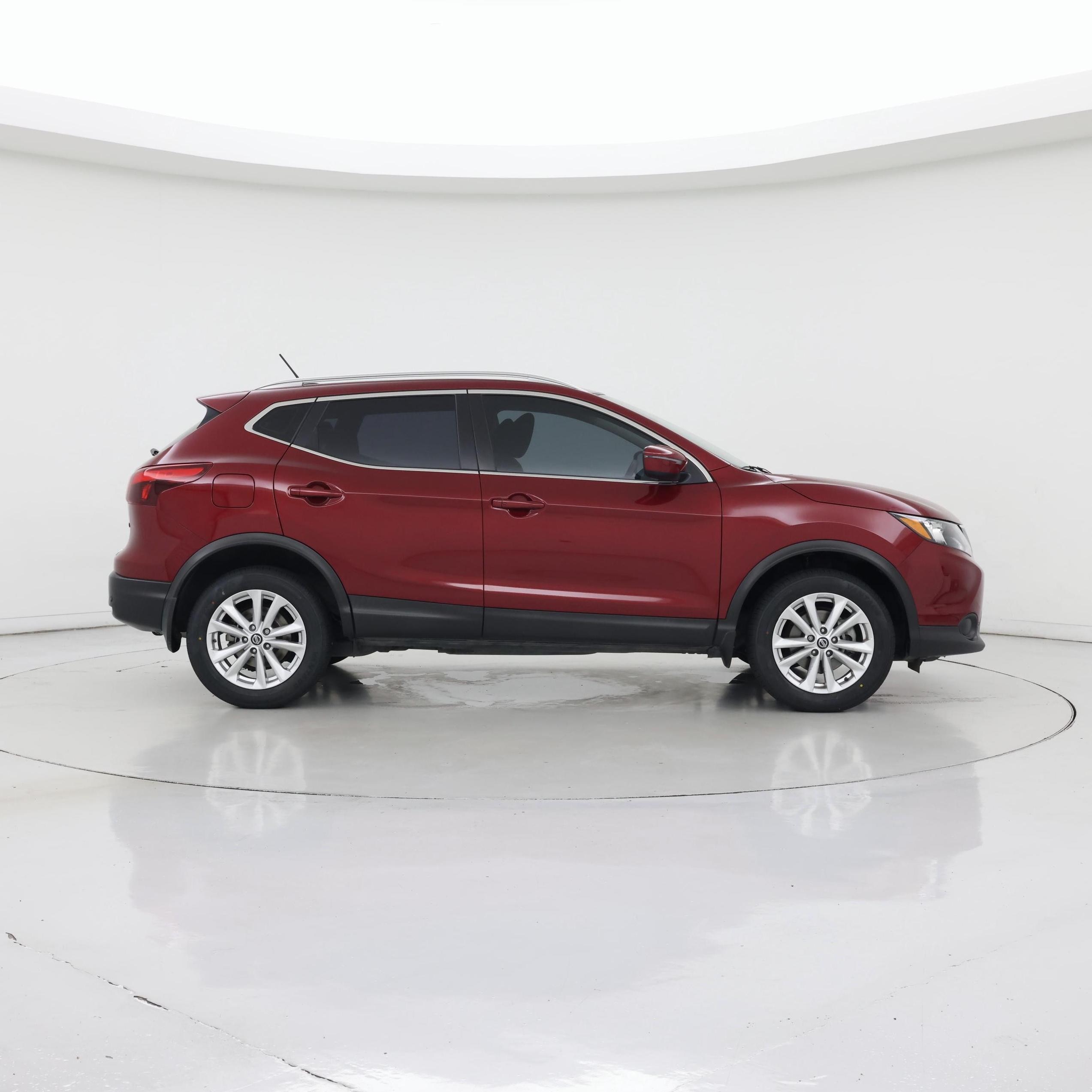 Thumbnail: 2019 Nissan Rogue Sport - 7