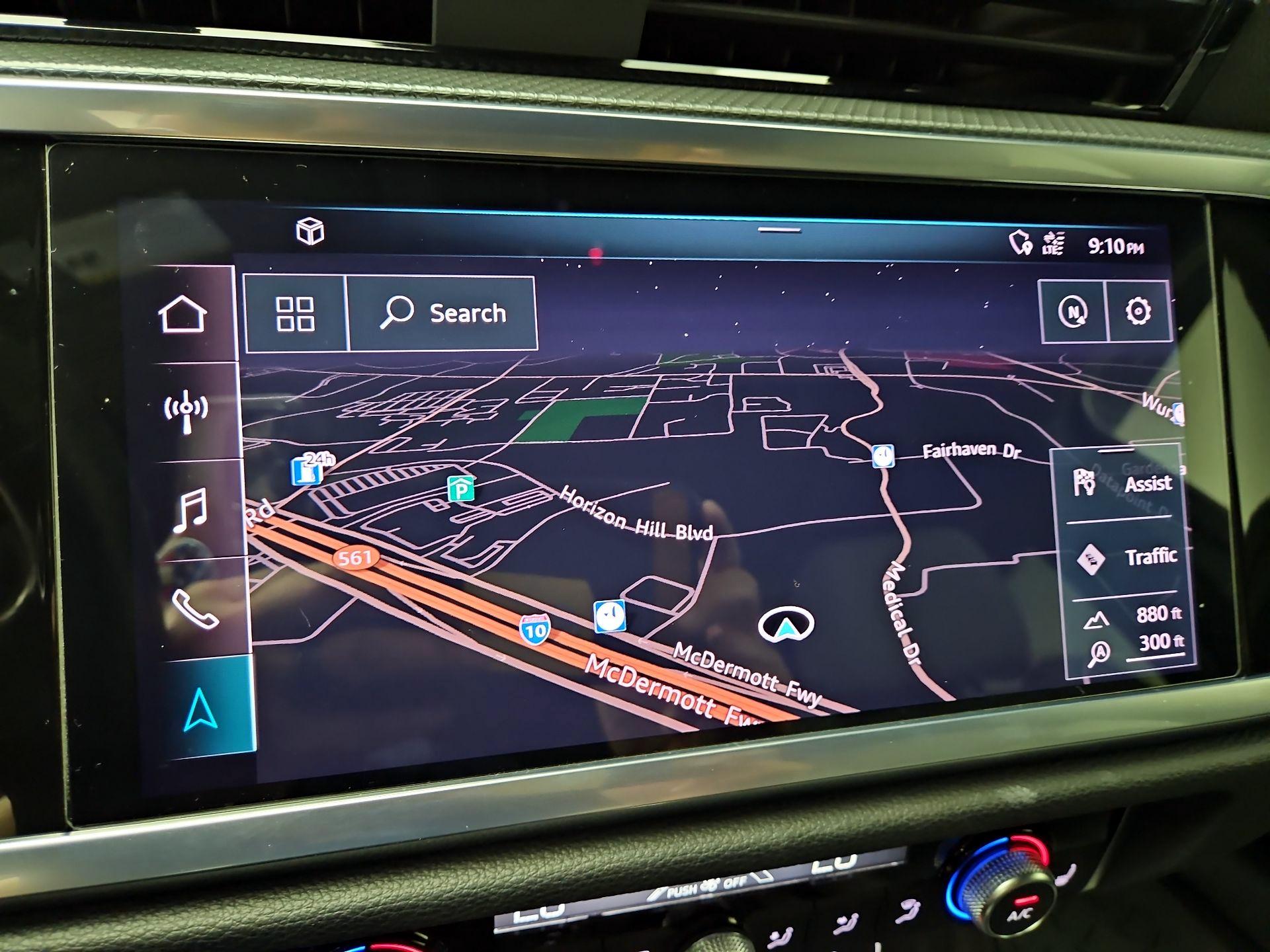 Thumbnail: 2021 Audi Q3 - 14