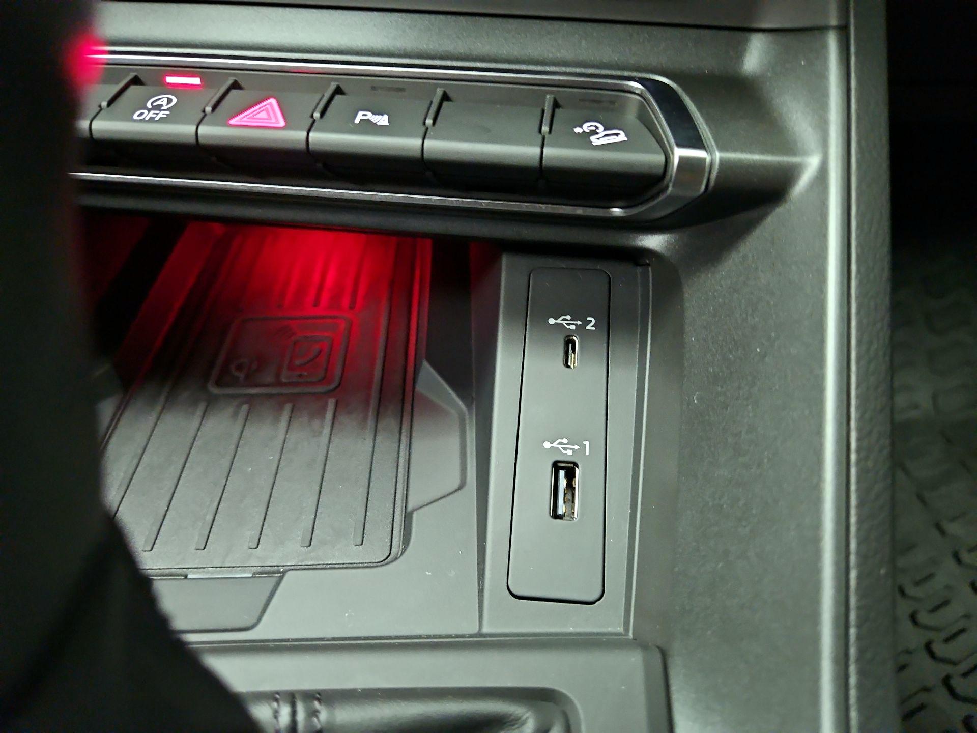 Thumbnail: 2021 Audi Q3 - 19