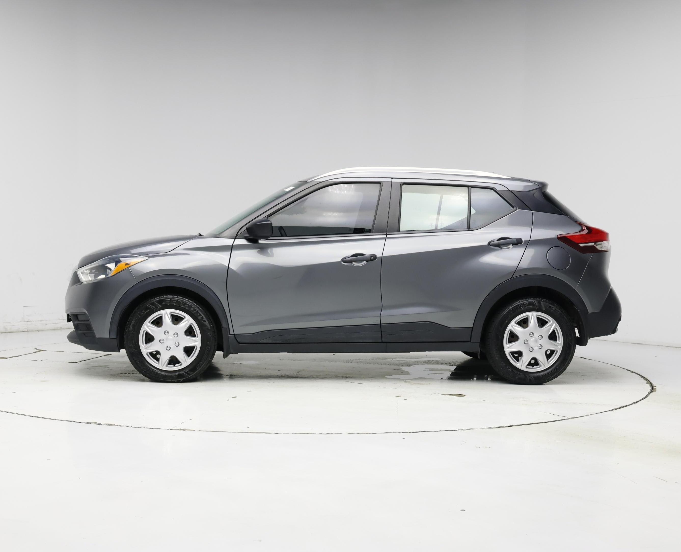 Thumbnail: 2019 Nissan Kicks - 3