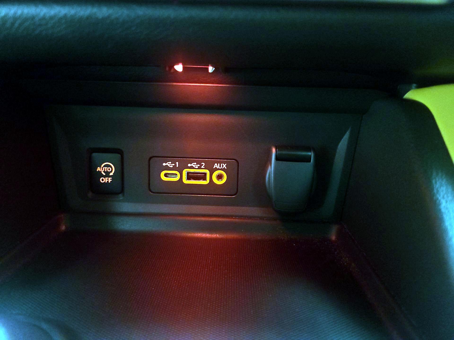 Thumbnail: 2025 Nissan Sentra - 18