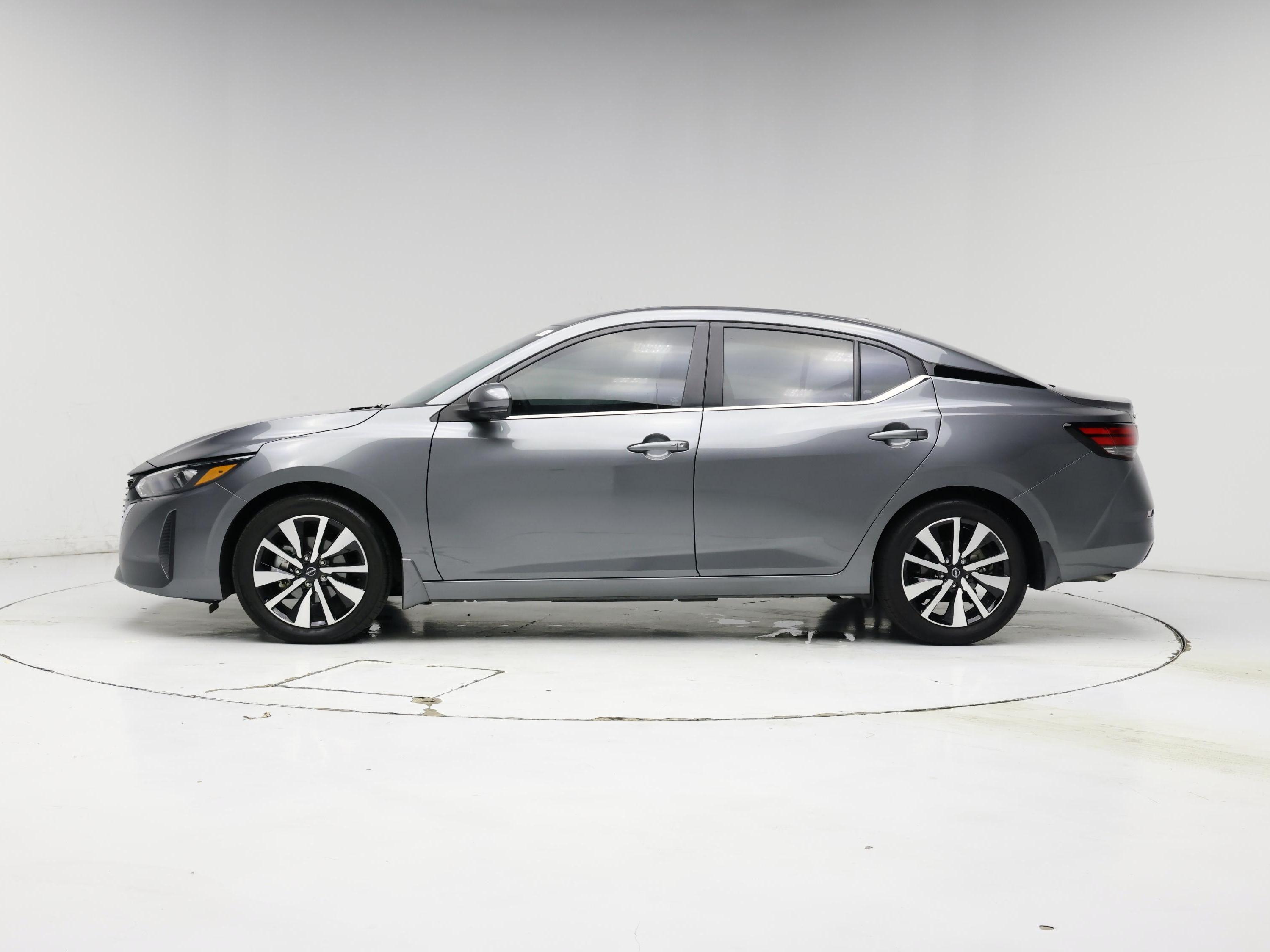 Thumbnail: 2025 Nissan Sentra - 3