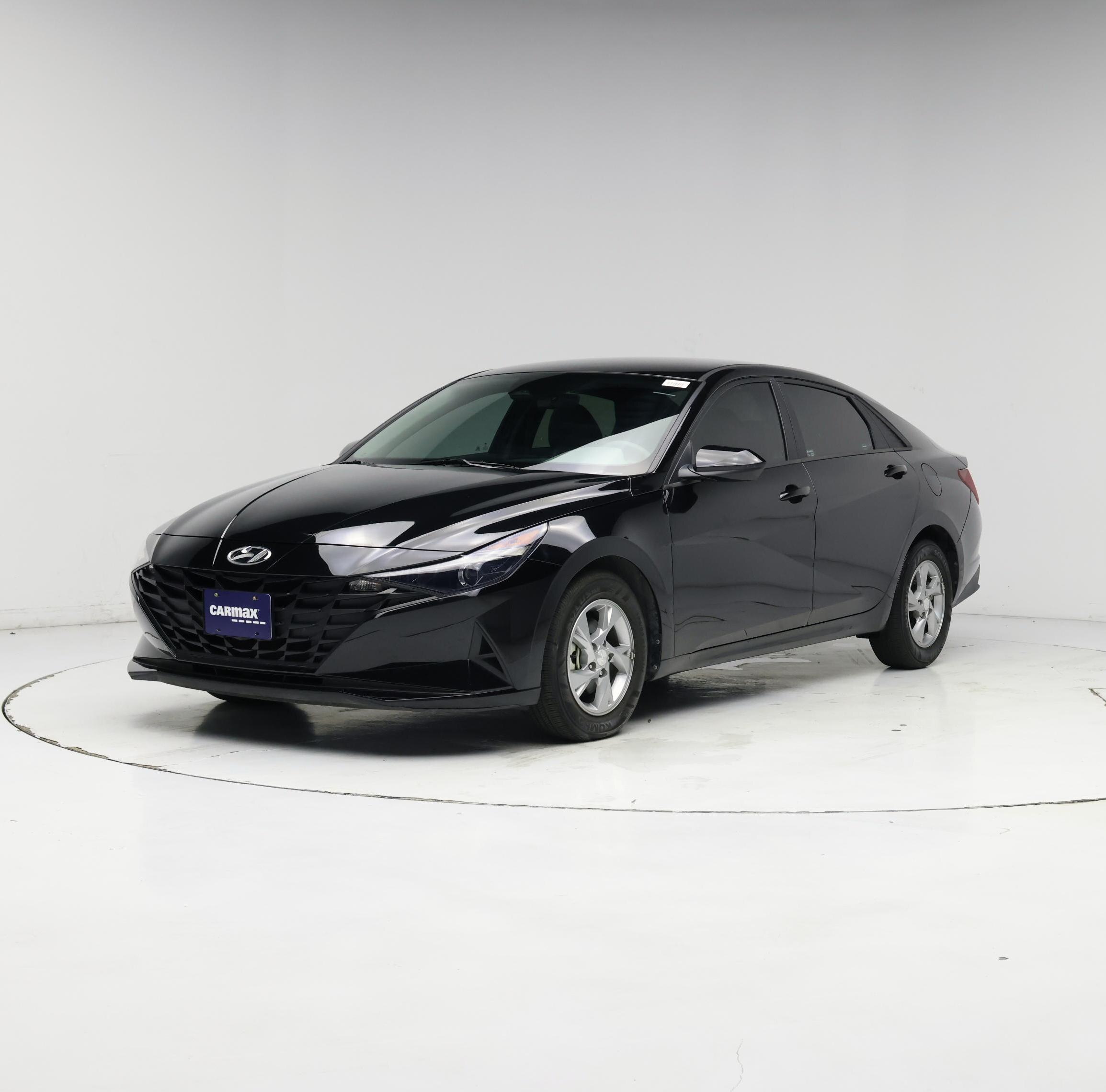 Thumbnail: 2023 Hyundai Elantra - 4