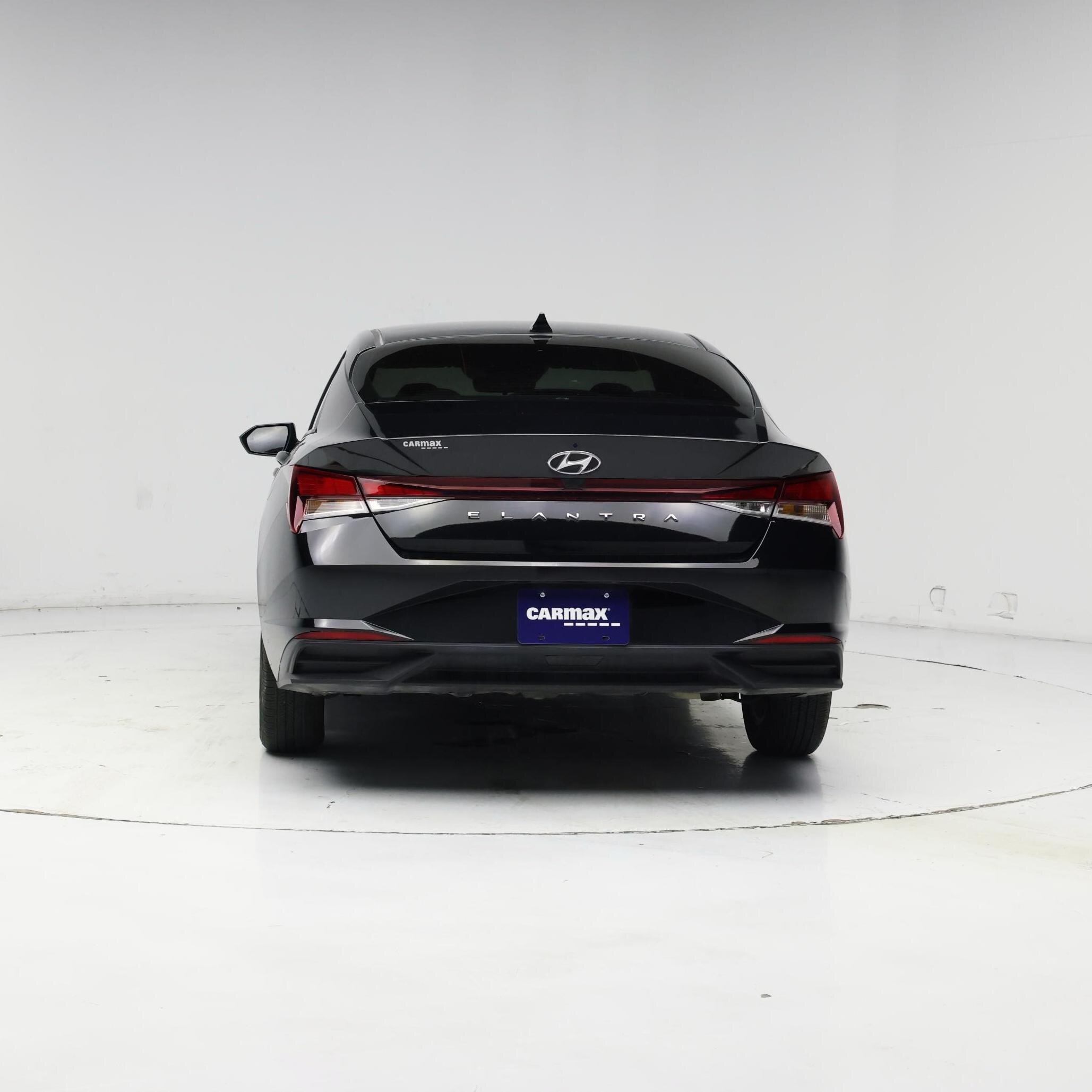 Thumbnail: 2023 Hyundai Elantra - 6