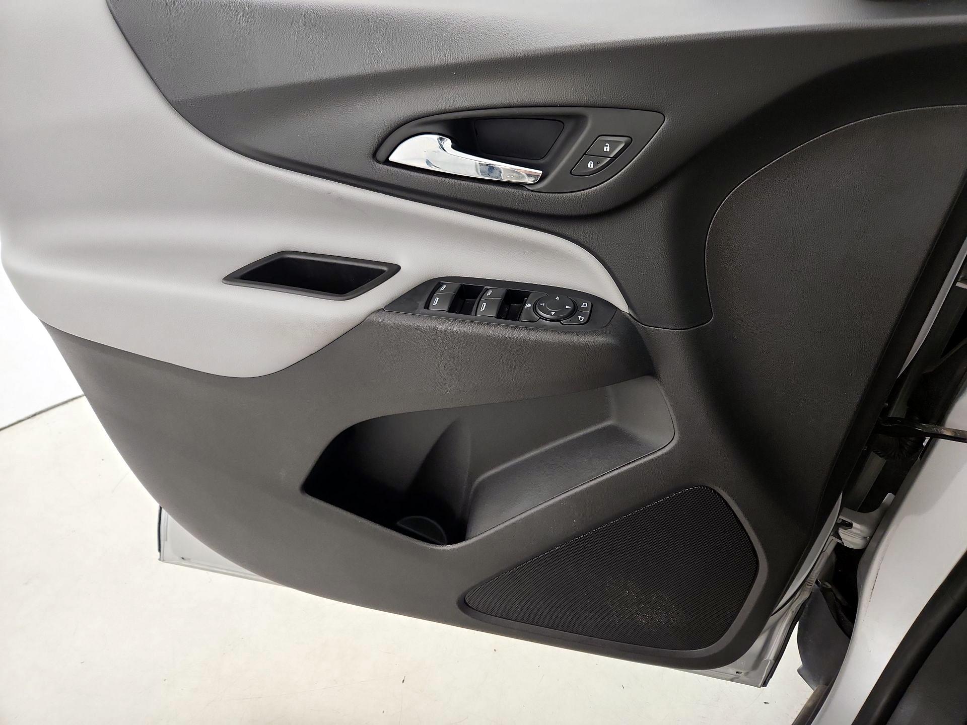 Thumbnail: 2019 Chevrolet Equinox - 12