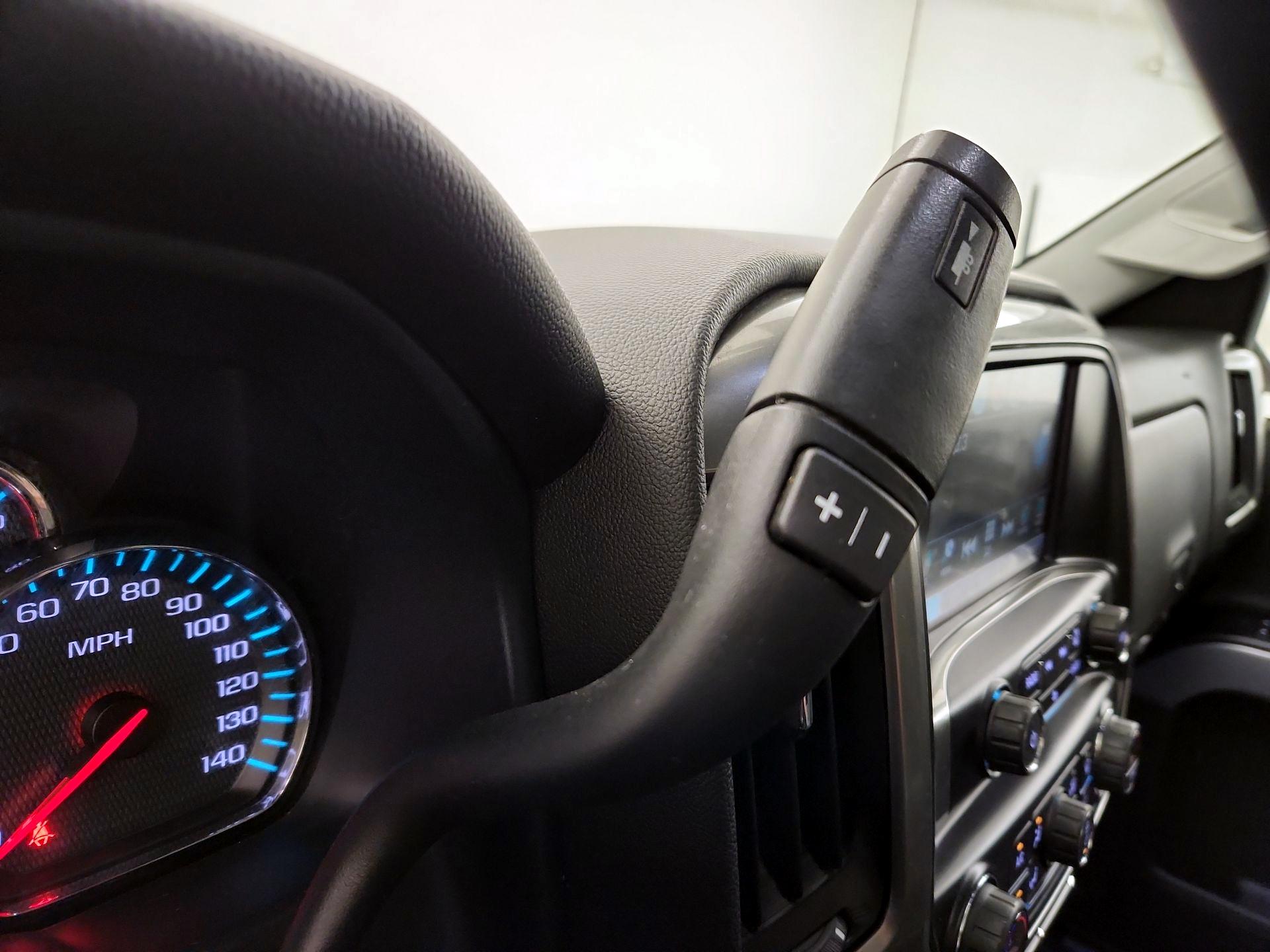 Thumbnail: 2018 Chevrolet Silverado 1500 - 17