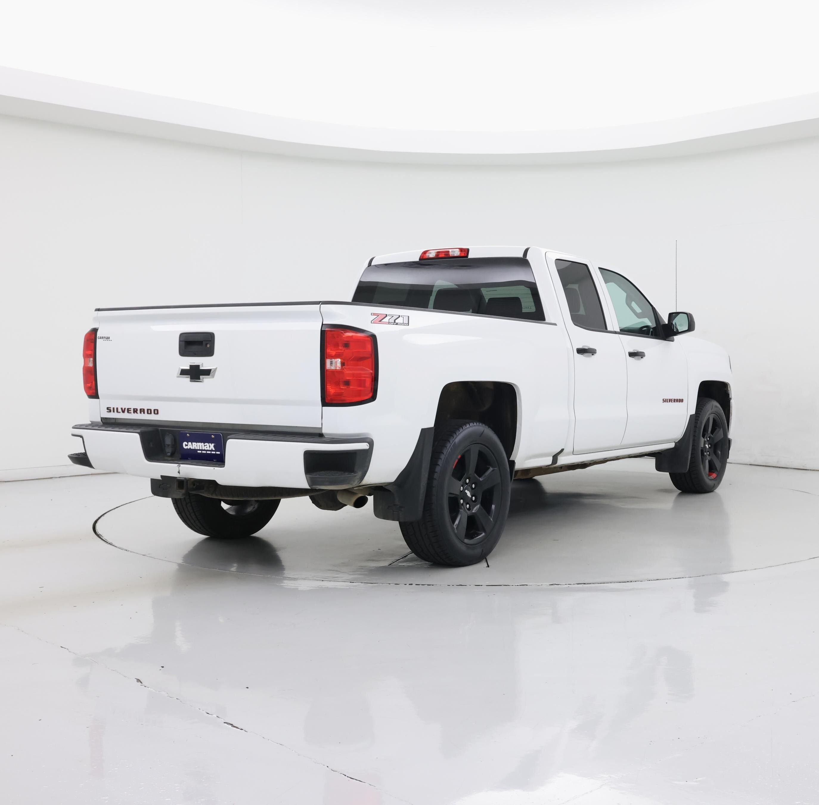 Thumbnail: 2018 Chevrolet Silverado 1500 - 8