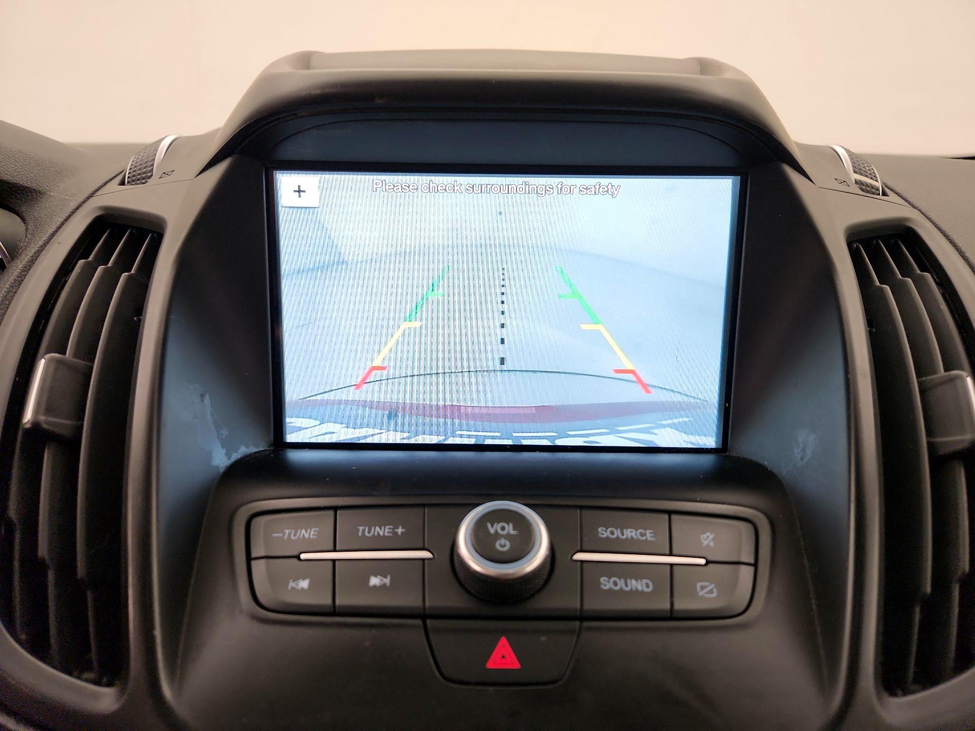 Thumbnail: 2019 Ford Escape - 14