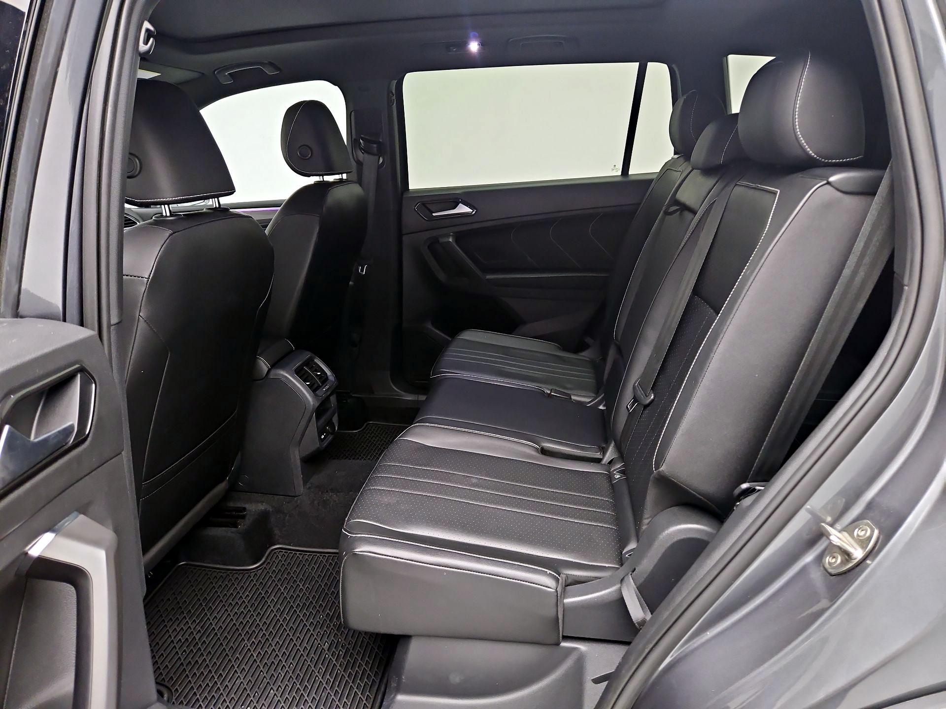 Thumbnail: 2022 Volkswagen Tiguan - 20