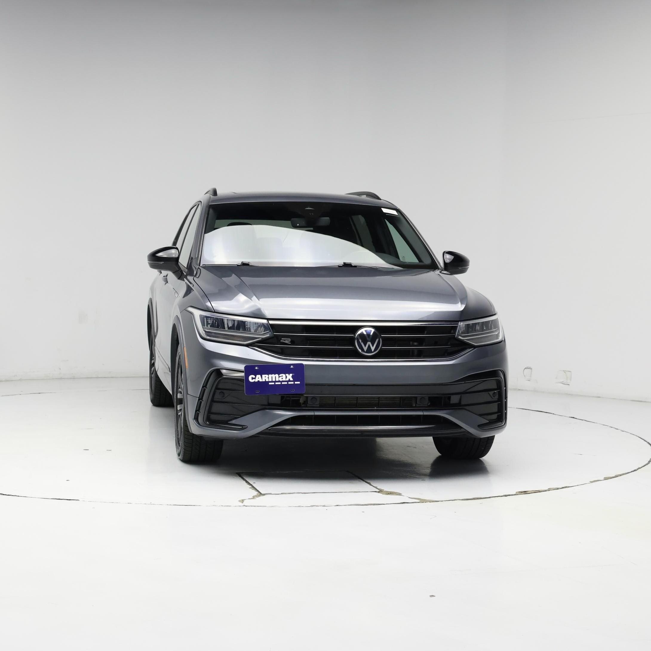 Thumbnail: 2022 Volkswagen Tiguan - 5