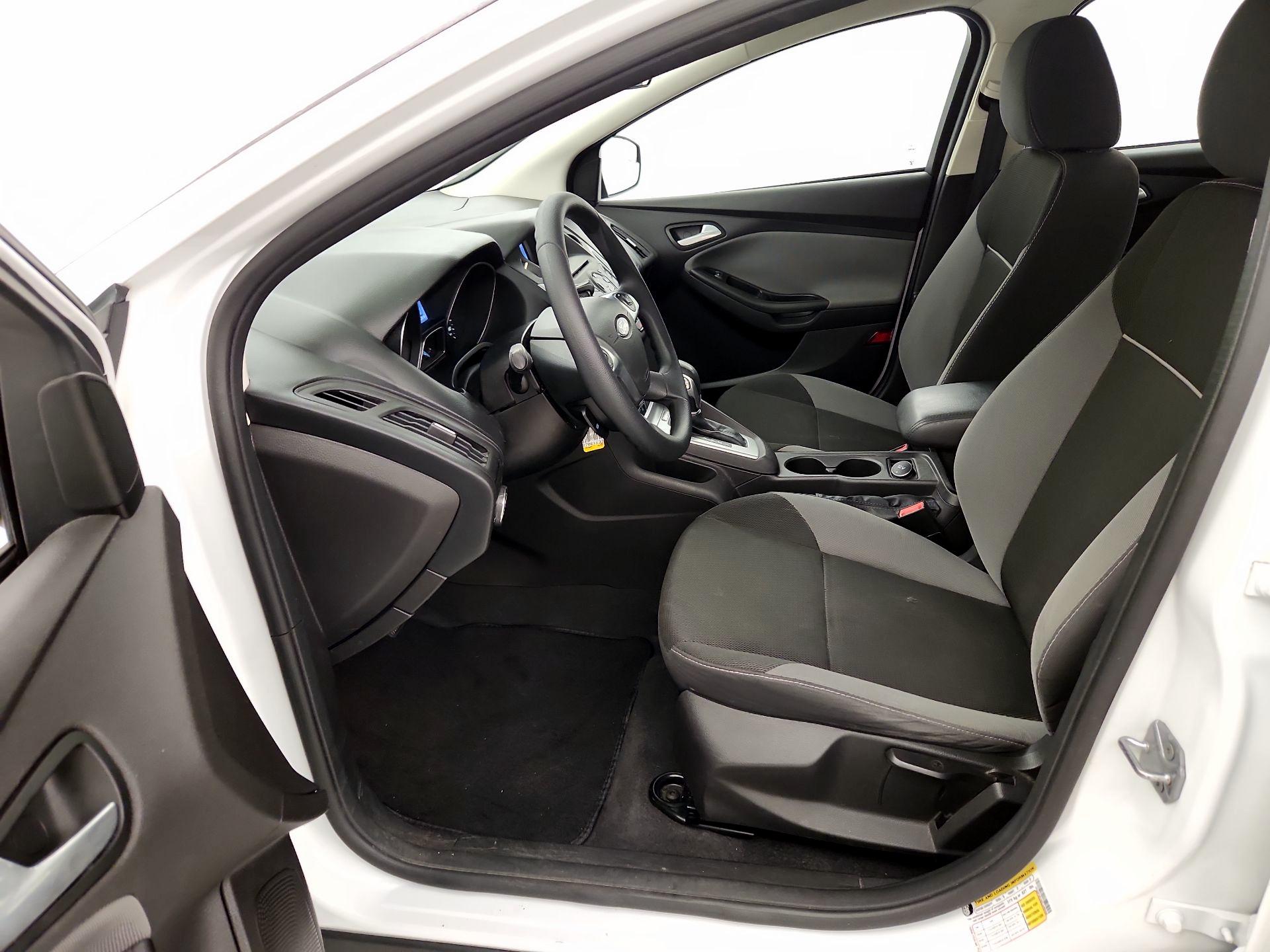 Thumbnail: 2014 Ford Focus - 11