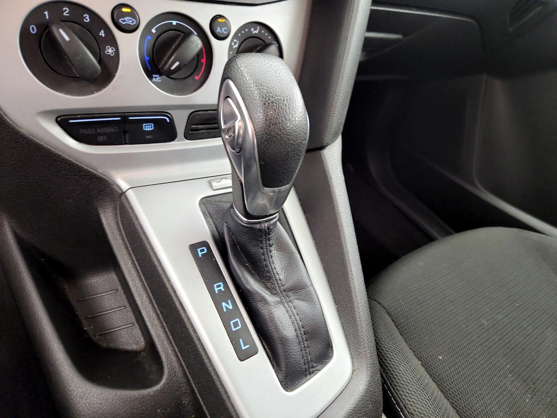 Thumbnail: 2014 Ford Focus - 16