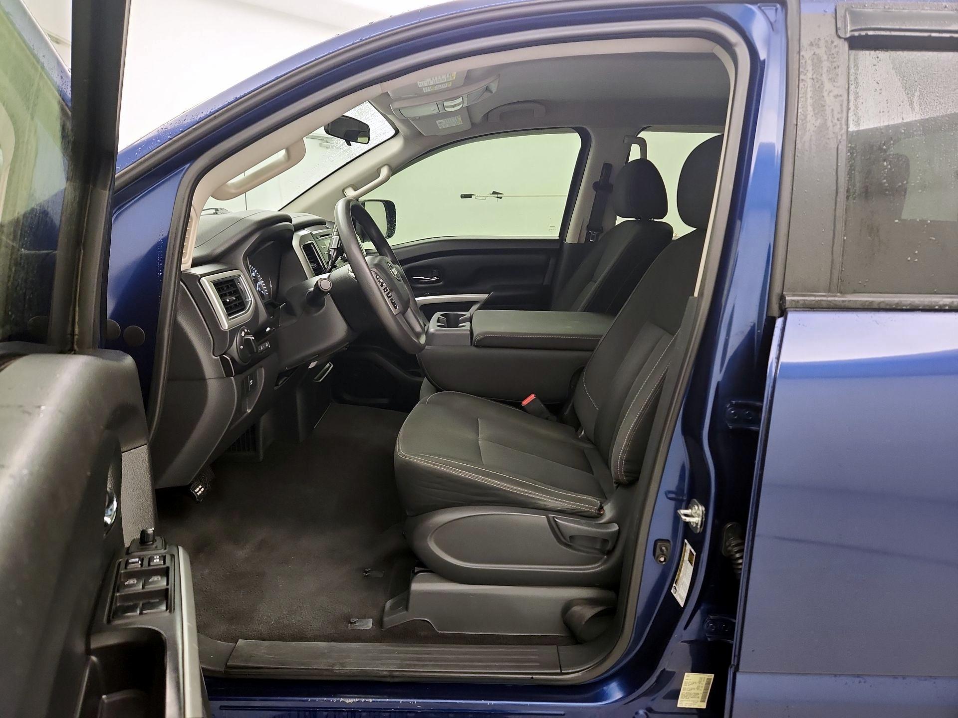 Thumbnail: 2018 Nissan Titan - 11