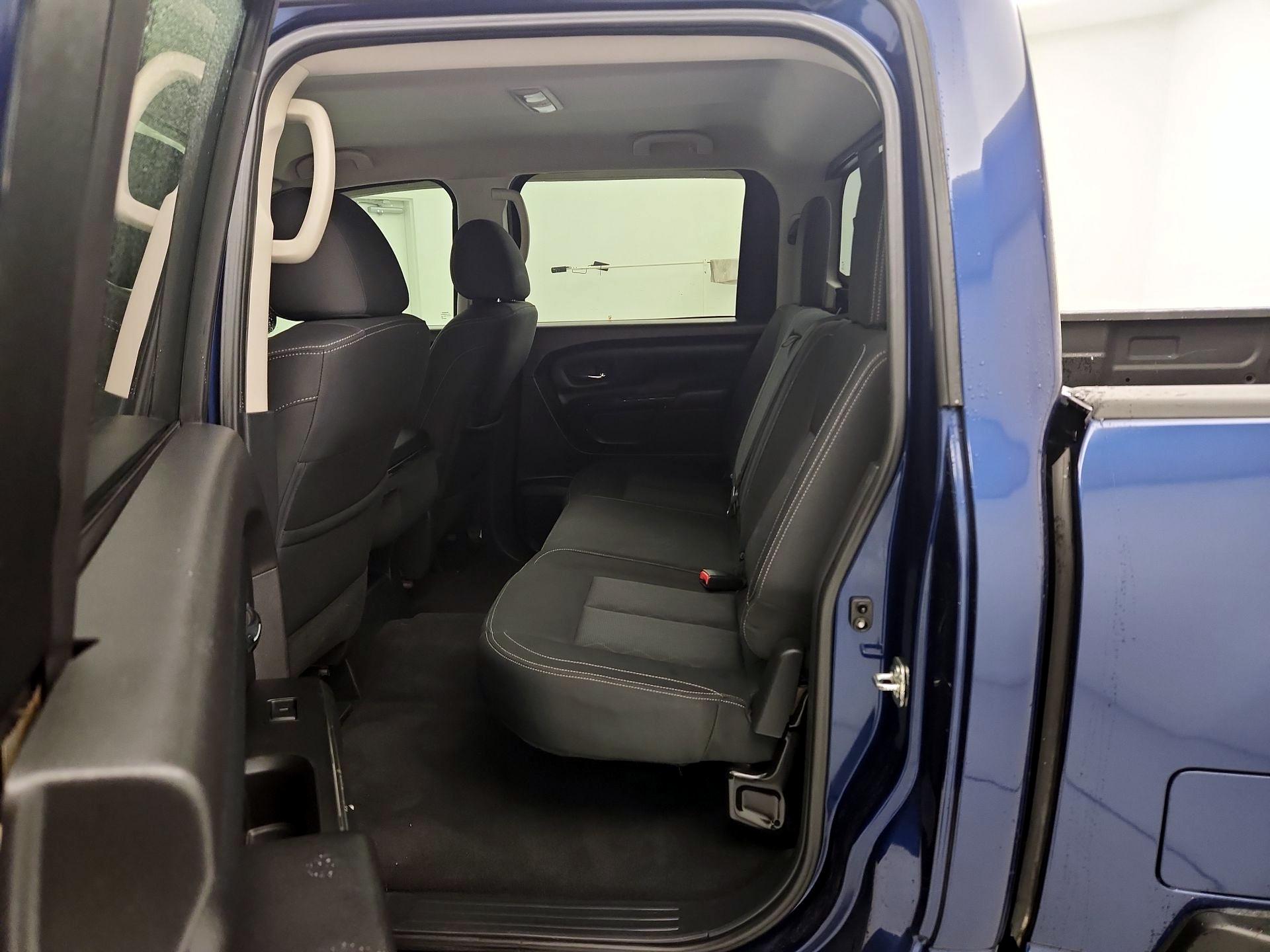 Thumbnail: 2018 Nissan Titan - 19