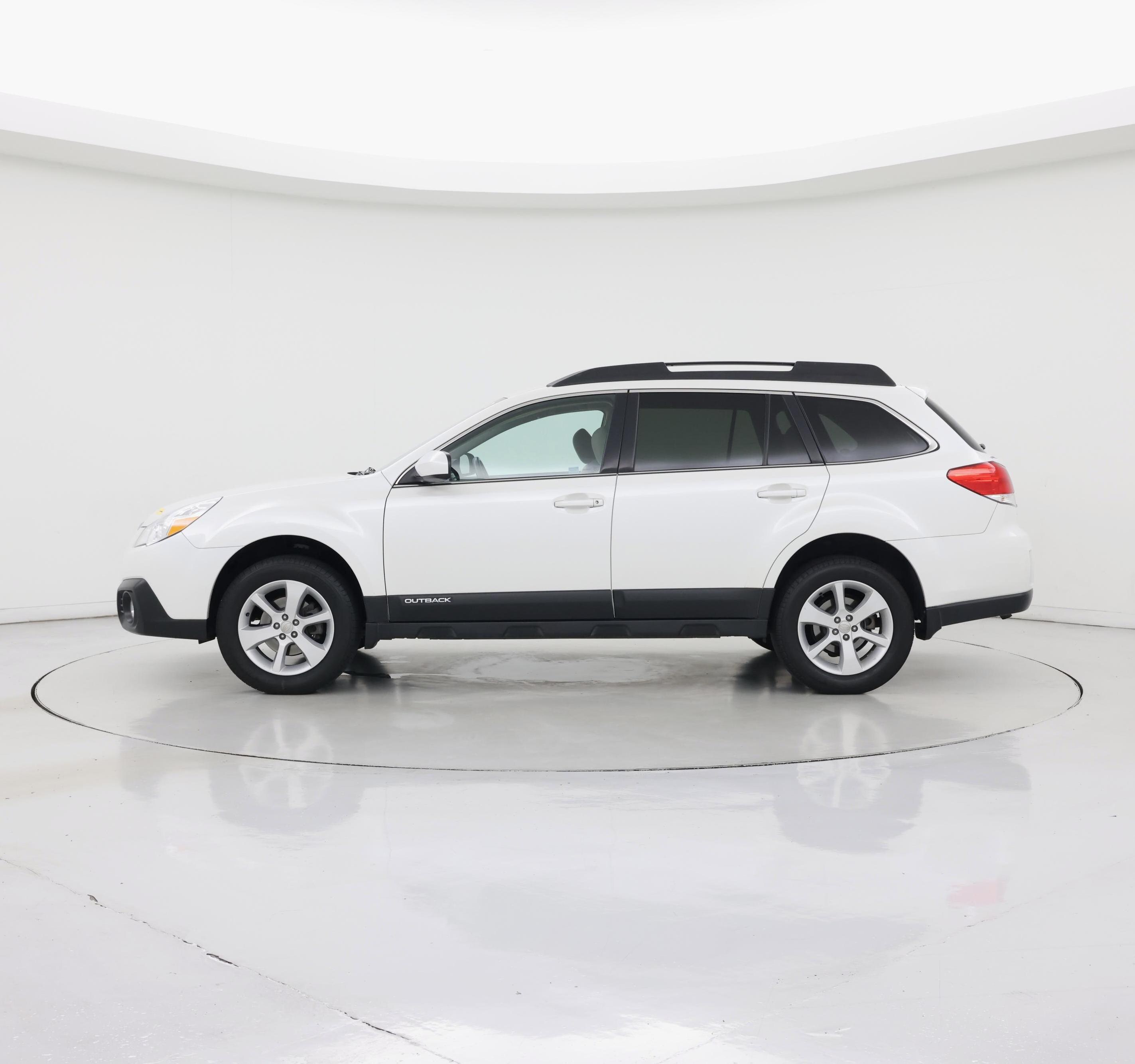 Thumbnail: 2014 Subaru Outback - 3