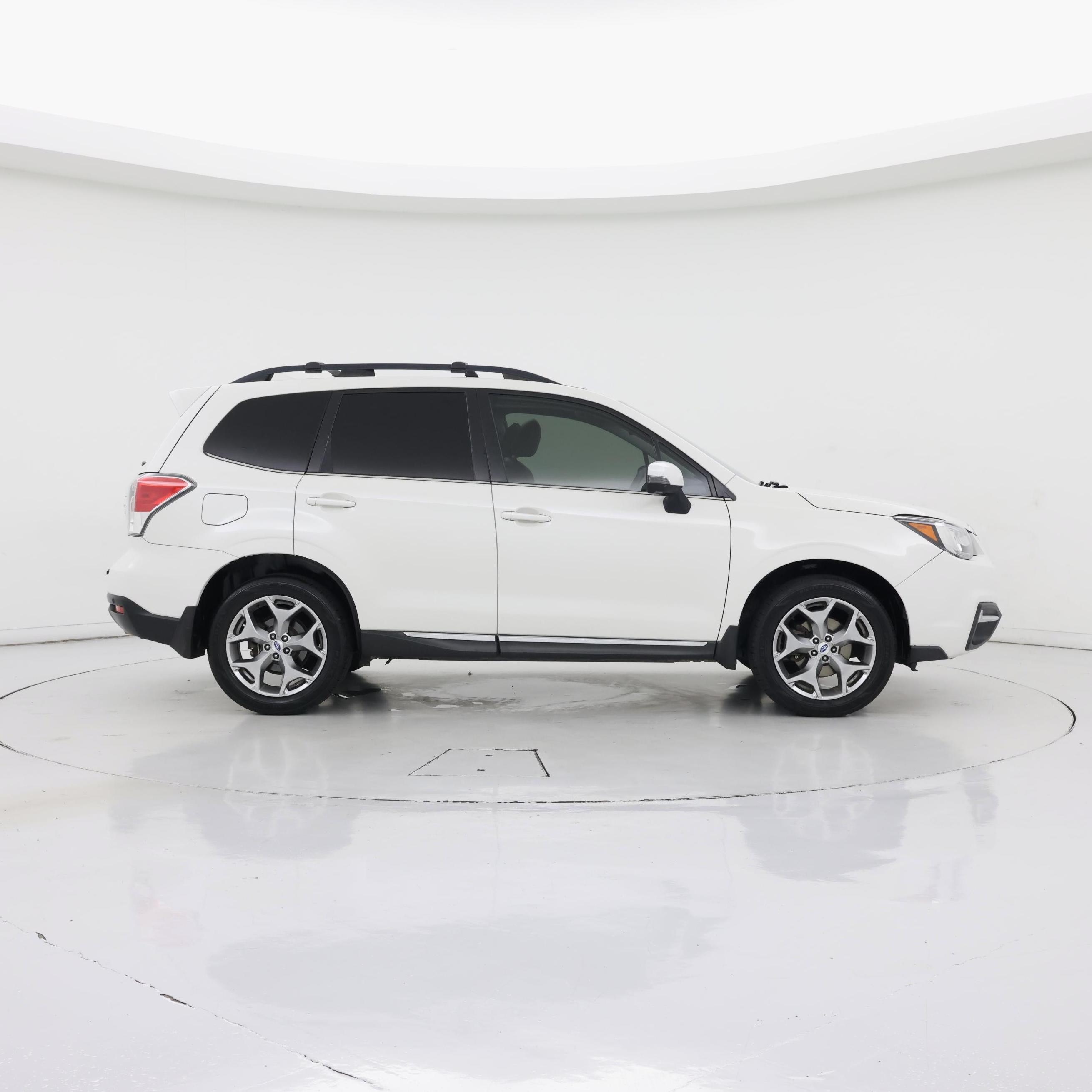 Thumbnail: 2017 Subaru Forester - 7