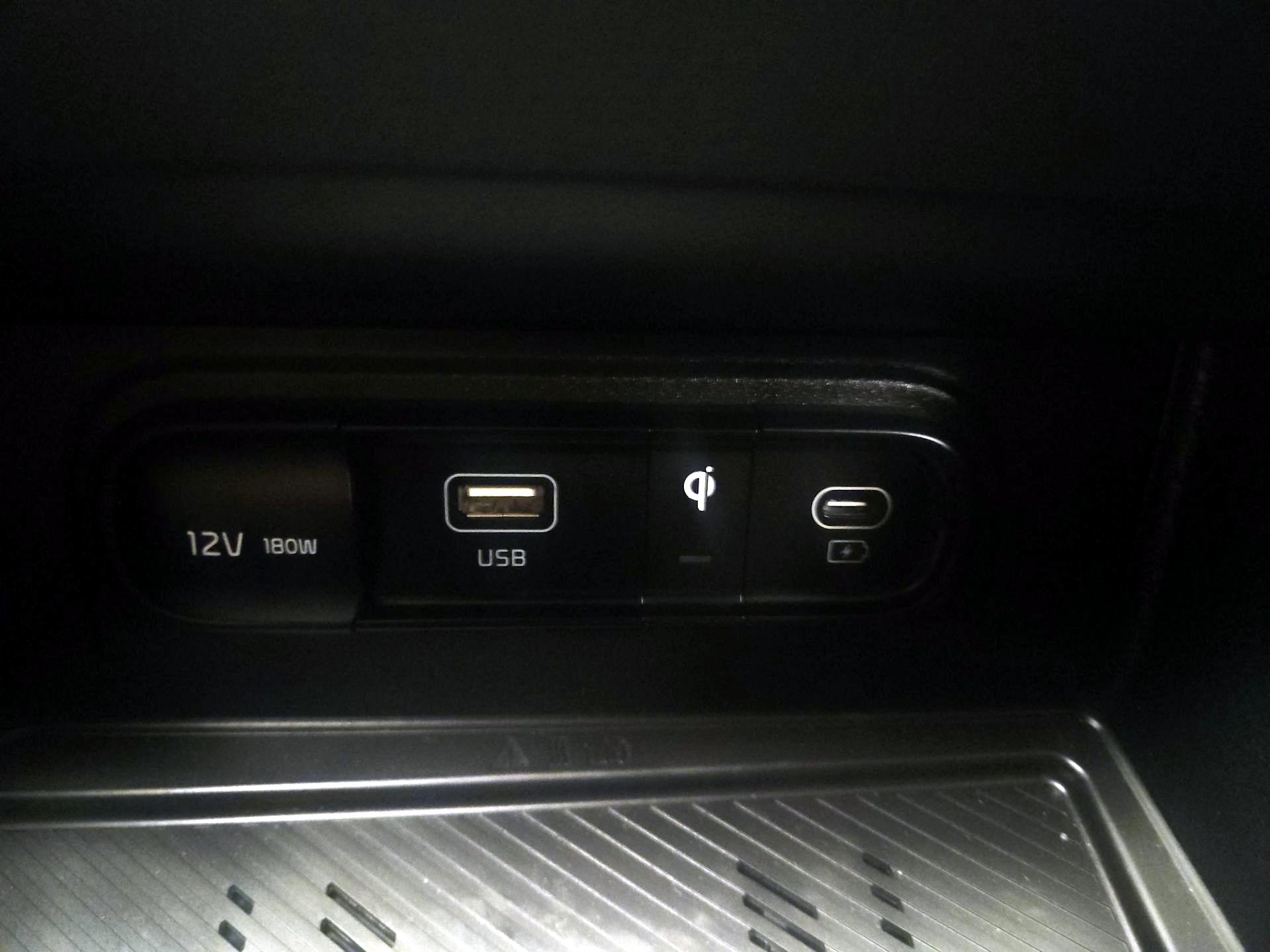 Thumbnail: 2024 Kia Sportage - 19