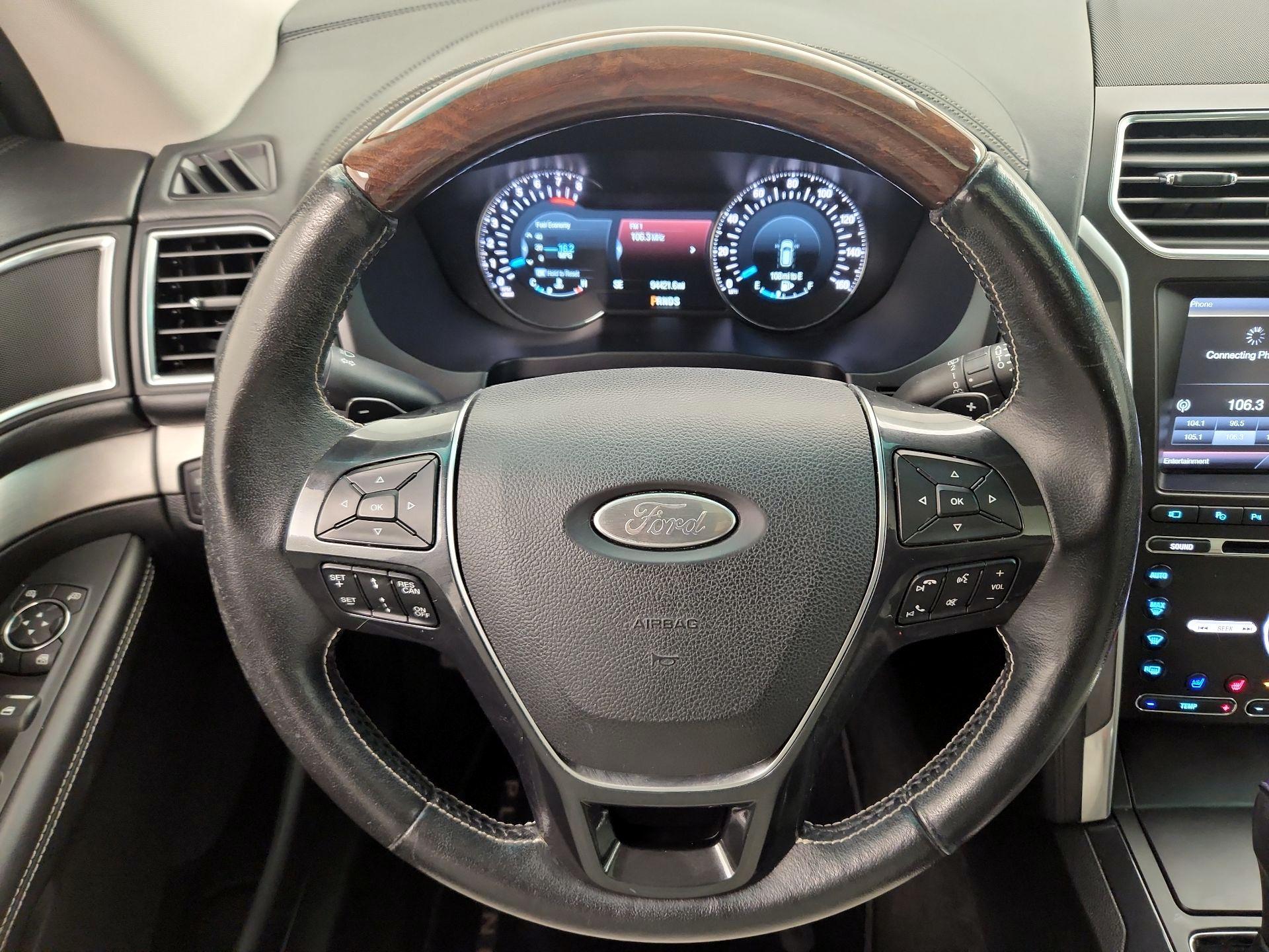 Thumbnail: 2016 Ford Explorer - 10