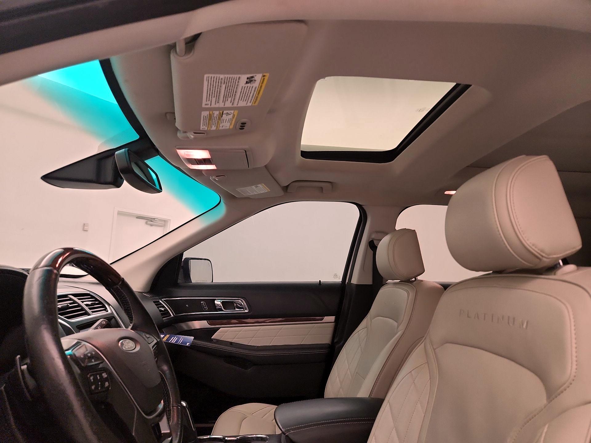 Thumbnail: 2016 Ford Explorer - 19