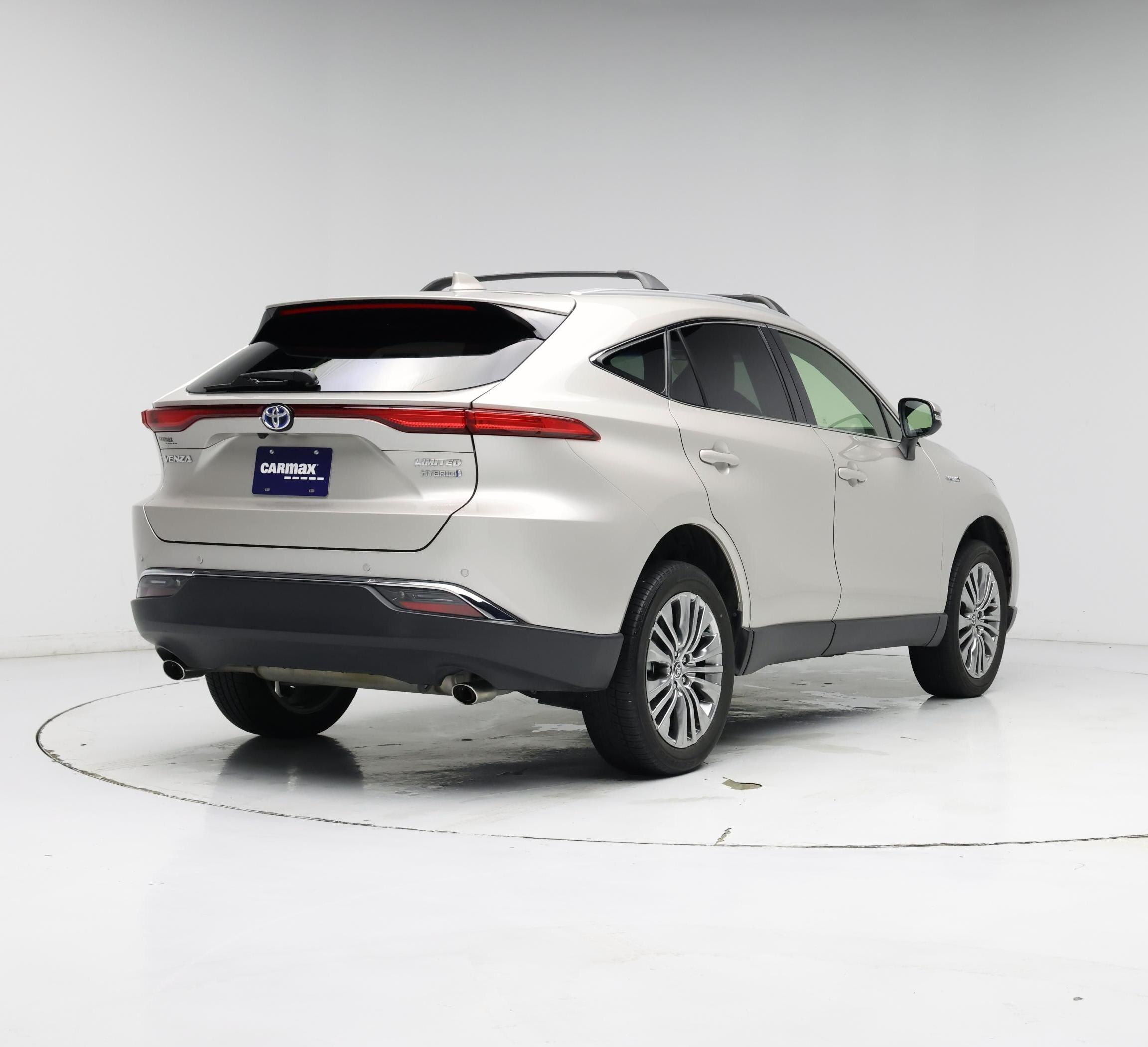 Thumbnail: 2021 Toyota Venza - 8