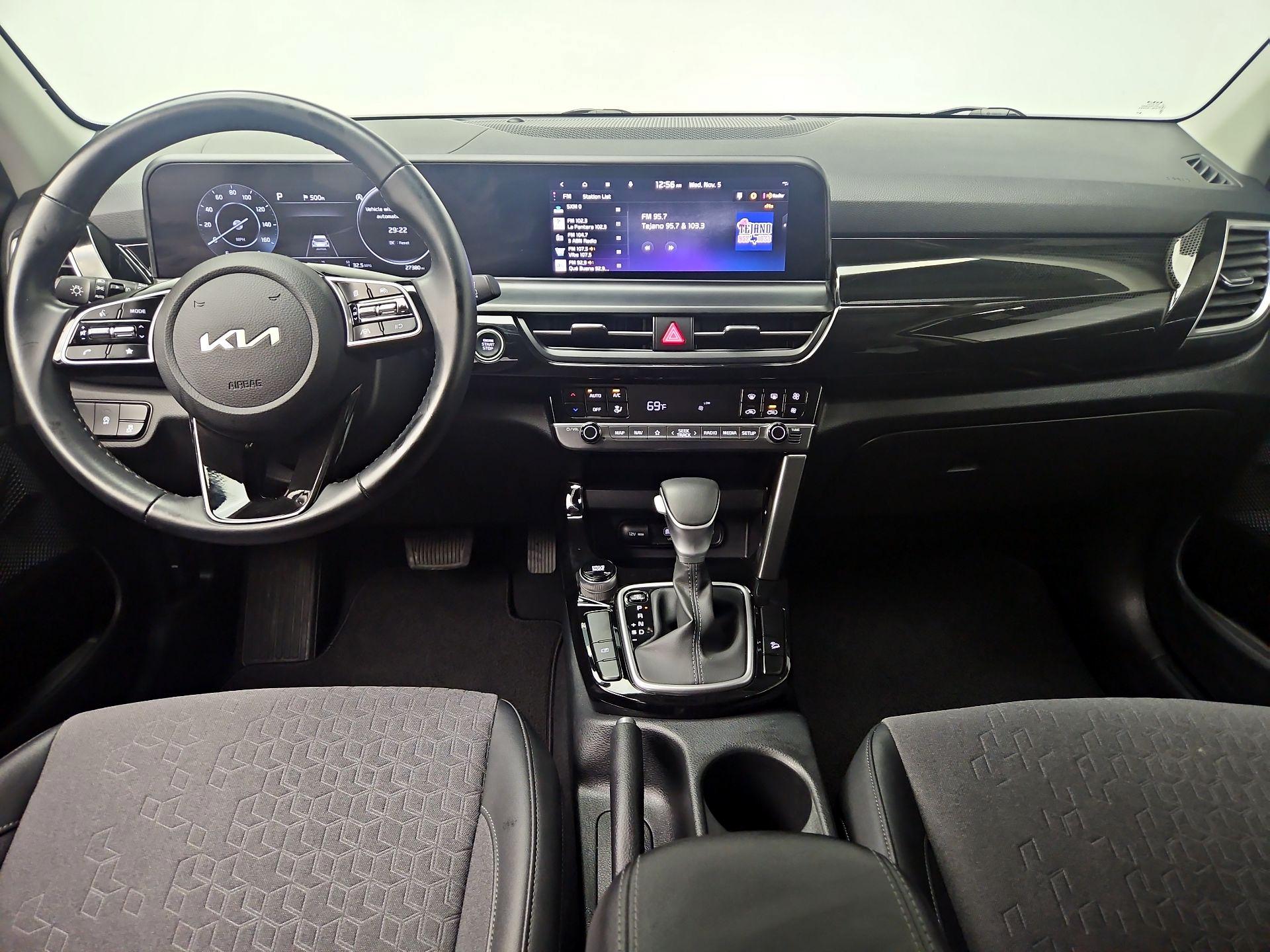 Thumbnail: 2024 Kia Seltos - 9