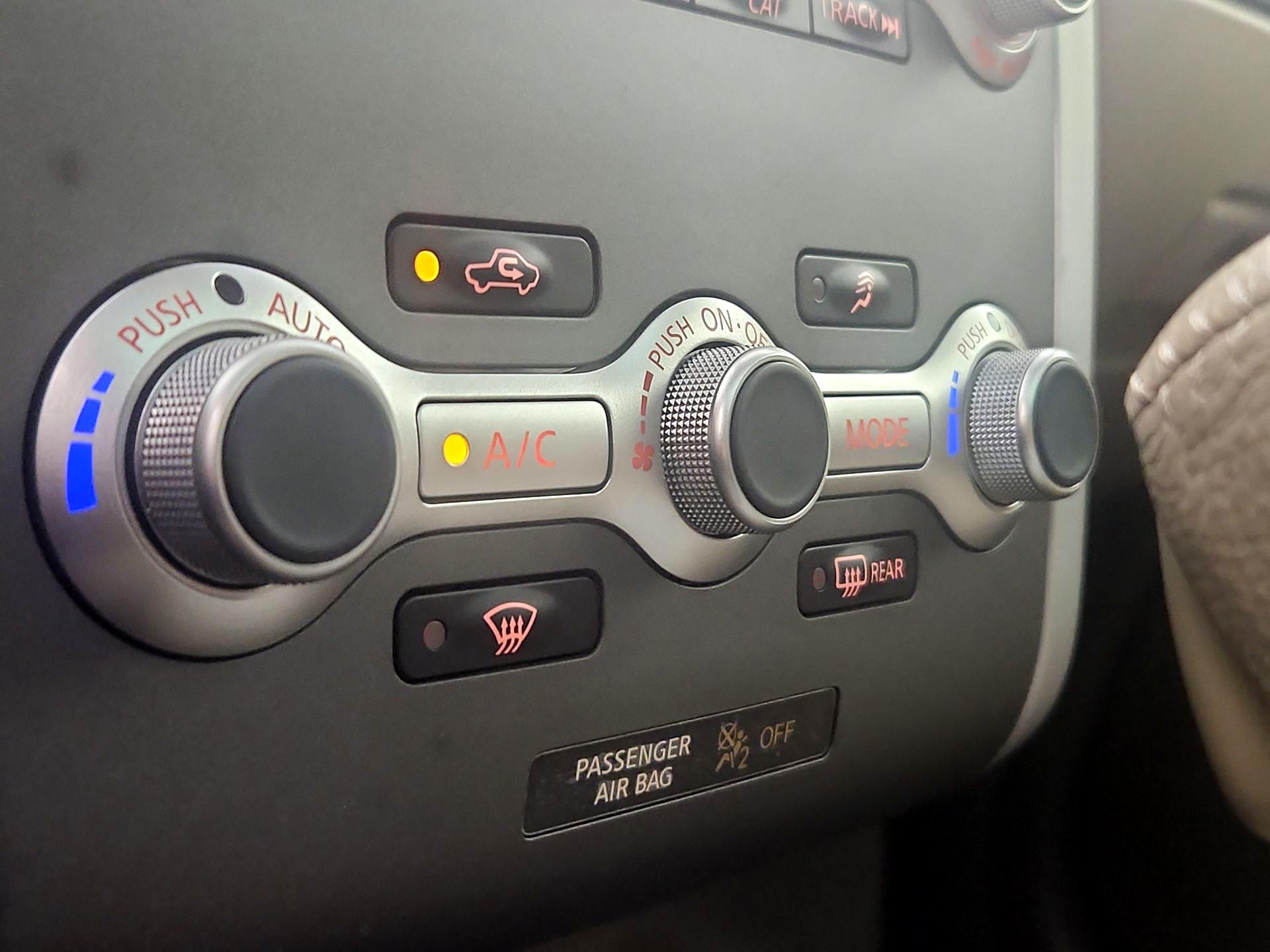 Thumbnail: 2014 Nissan Murano - 16