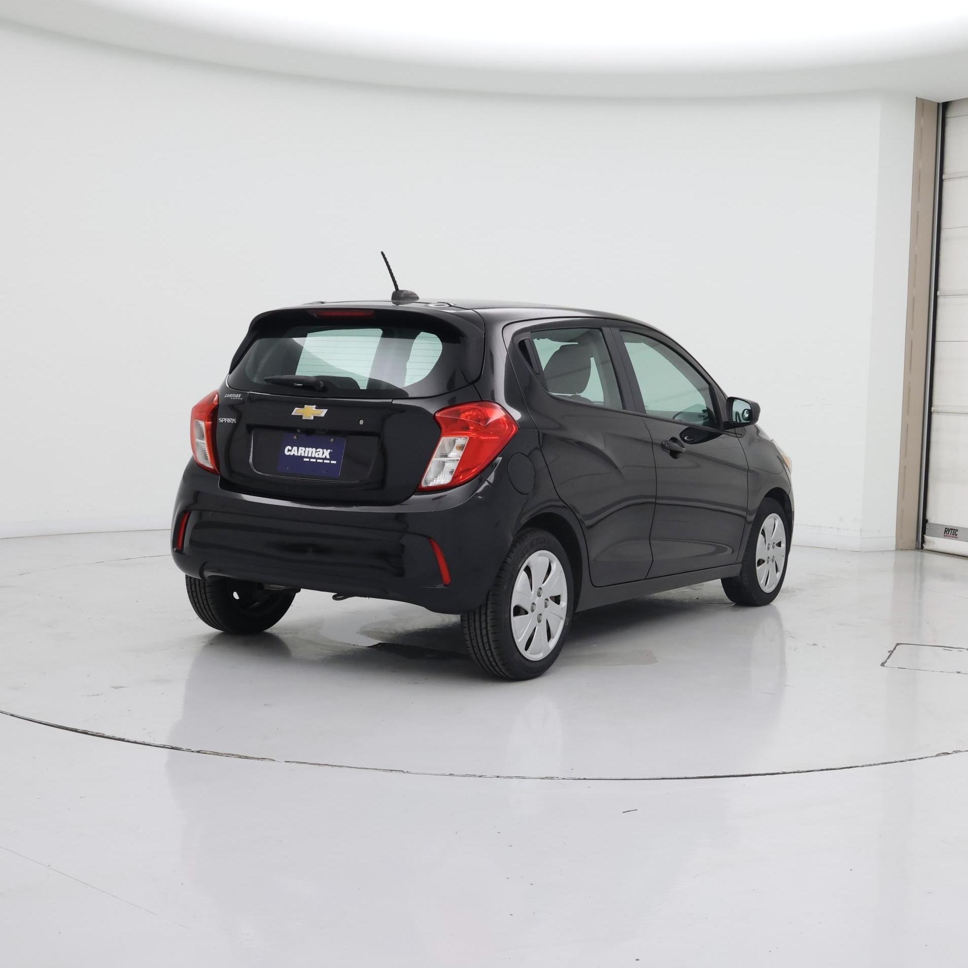 Thumbnail: 2017 Chevrolet Spark - 8